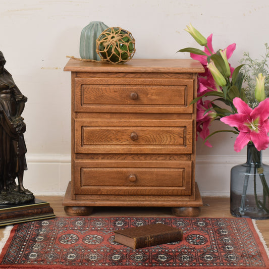 Oak Bedside