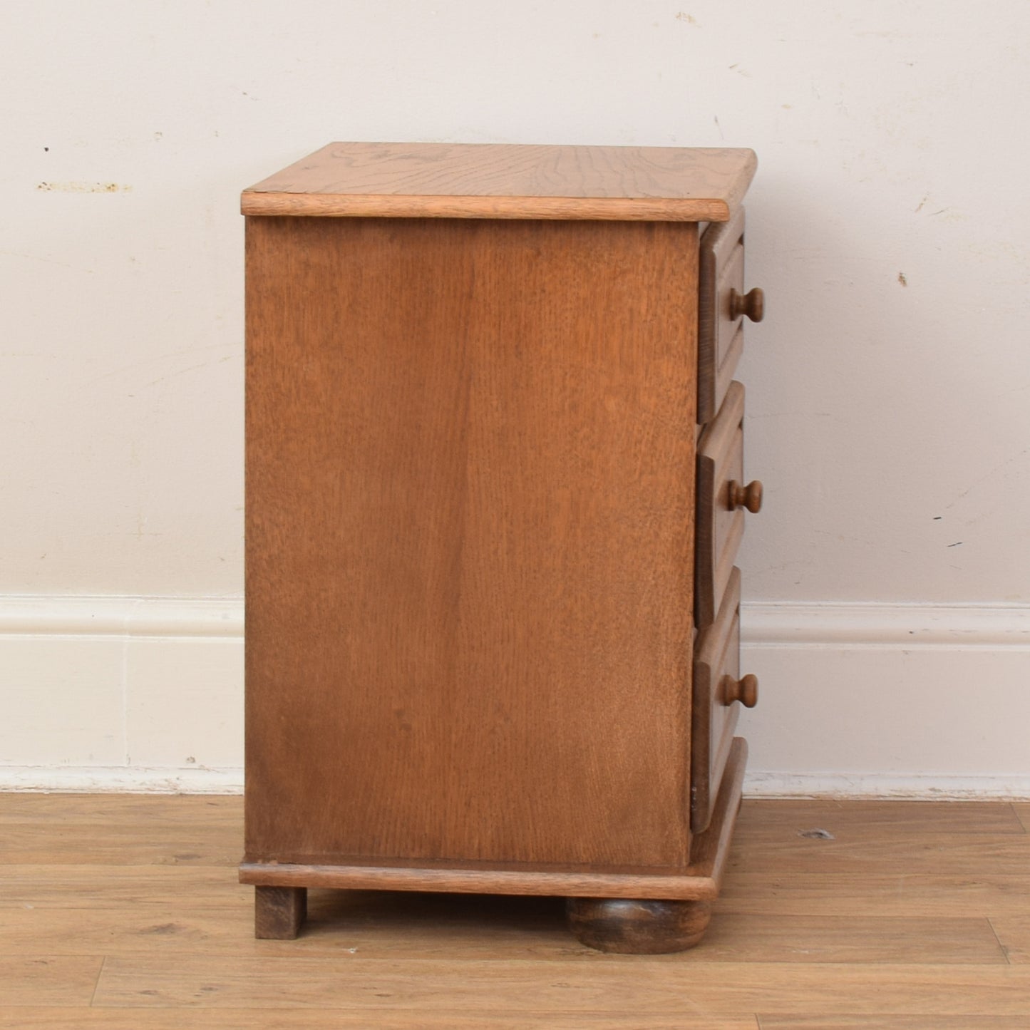 Oak Bedside