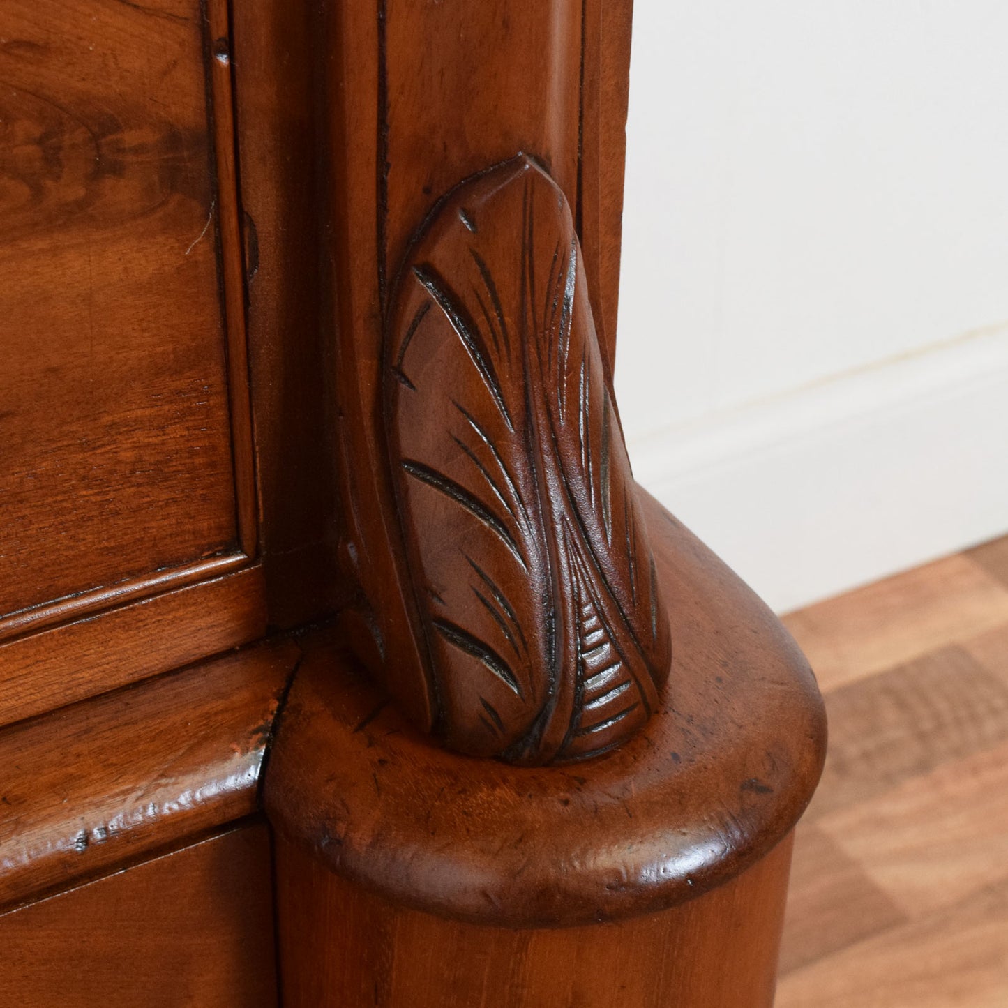 Flamed Mahogany Scotch Chest Of Drawers