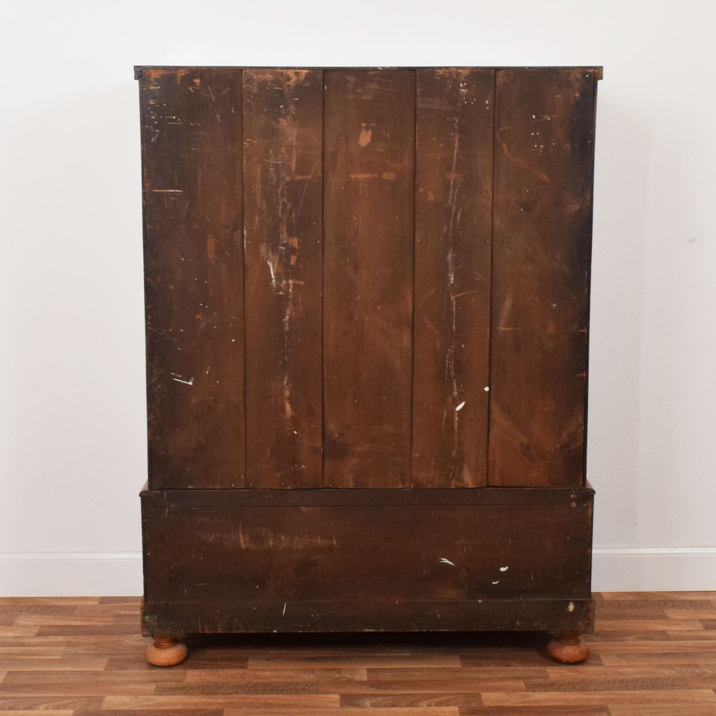 Flamed Mahogany Scotch Chest Of Drawers