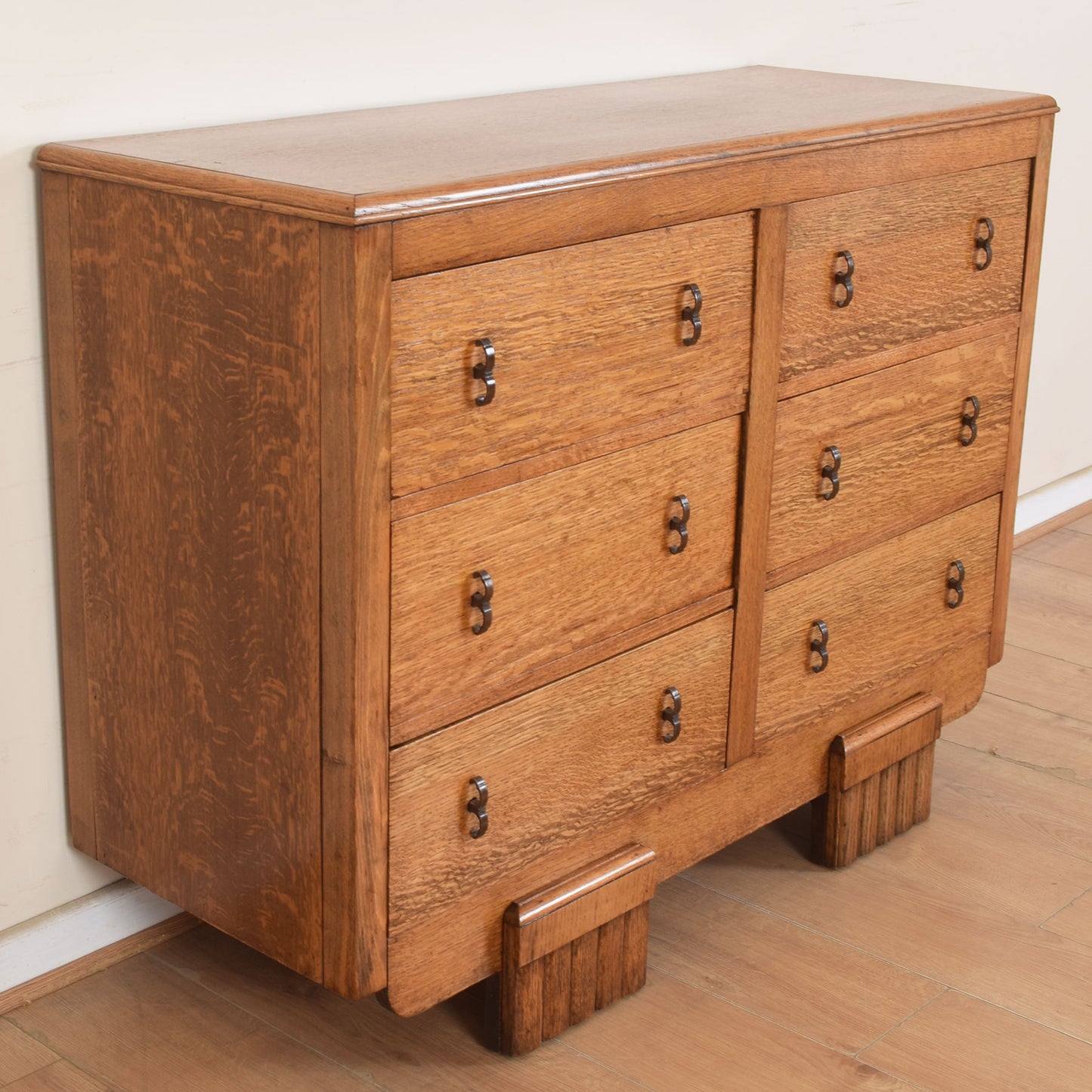 Large Oak Chest of Drawers