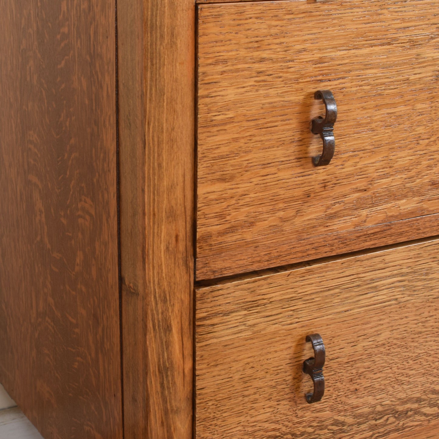 Large Oak Chest of Drawers