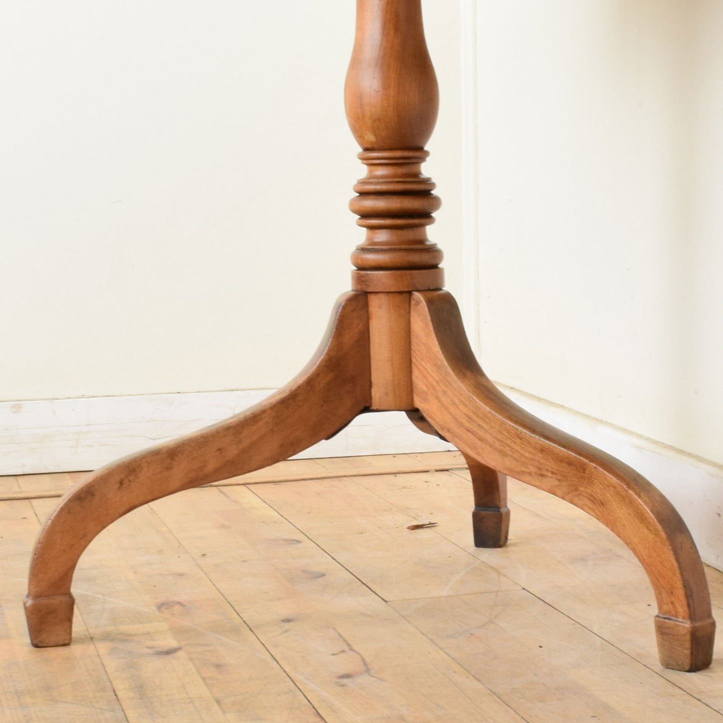 Mahogany Tilt-Top Table