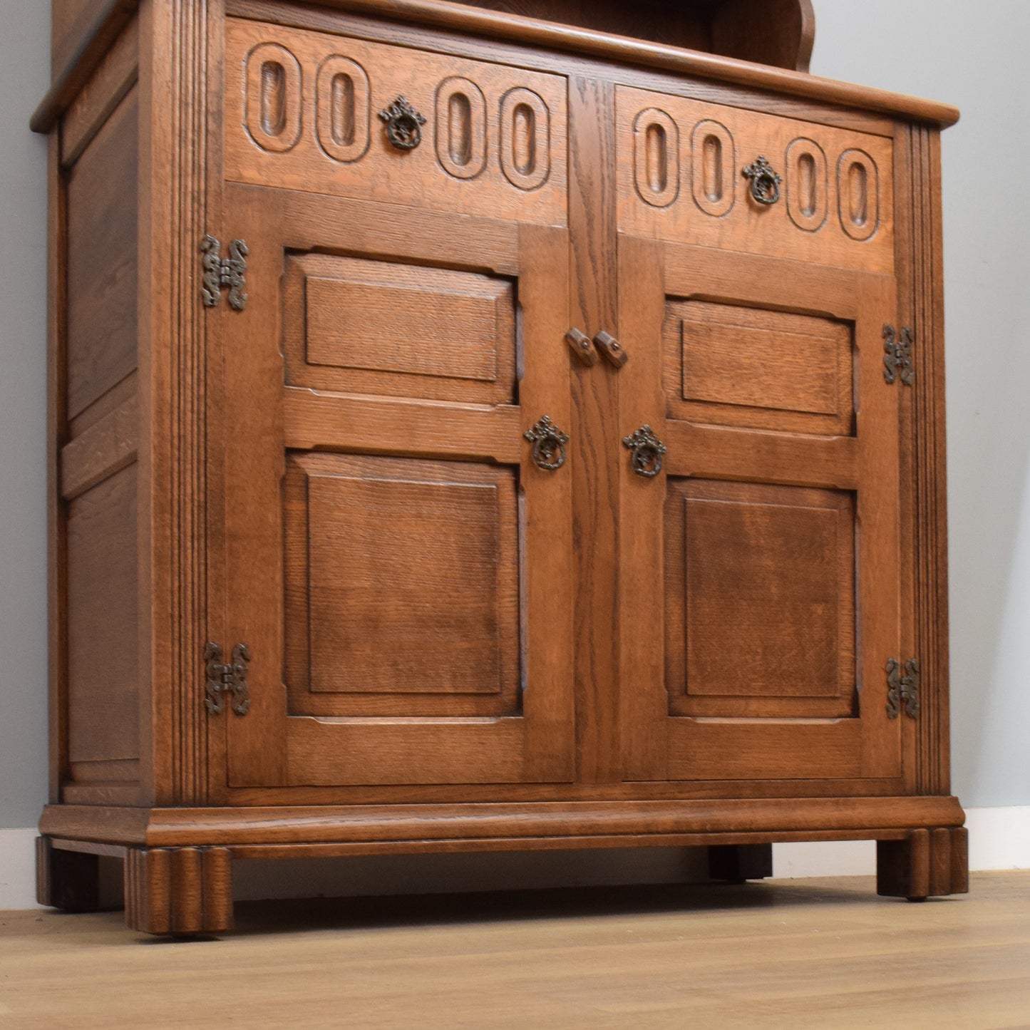 Dome-Top Oak Dresser