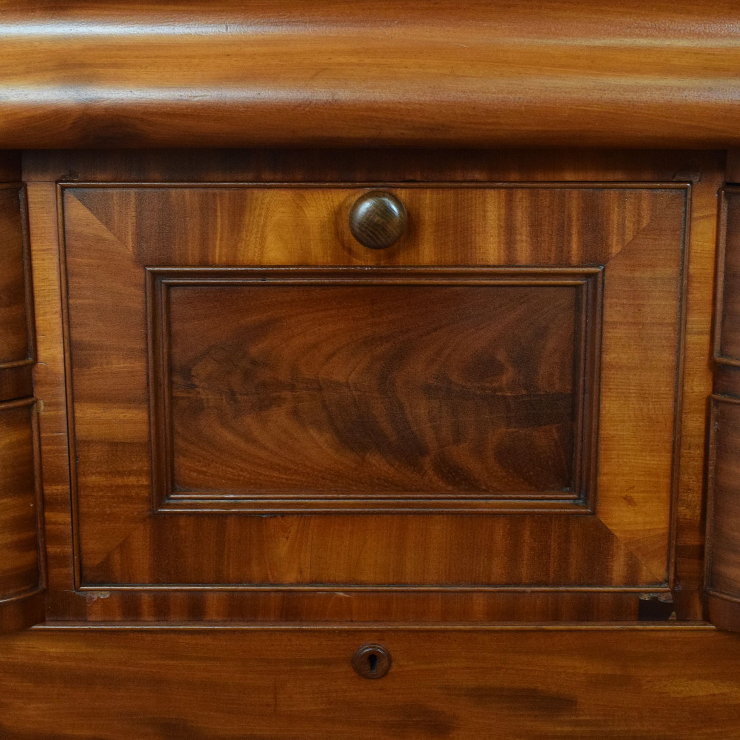 Mahogany Scotch Chest Of Drawers
