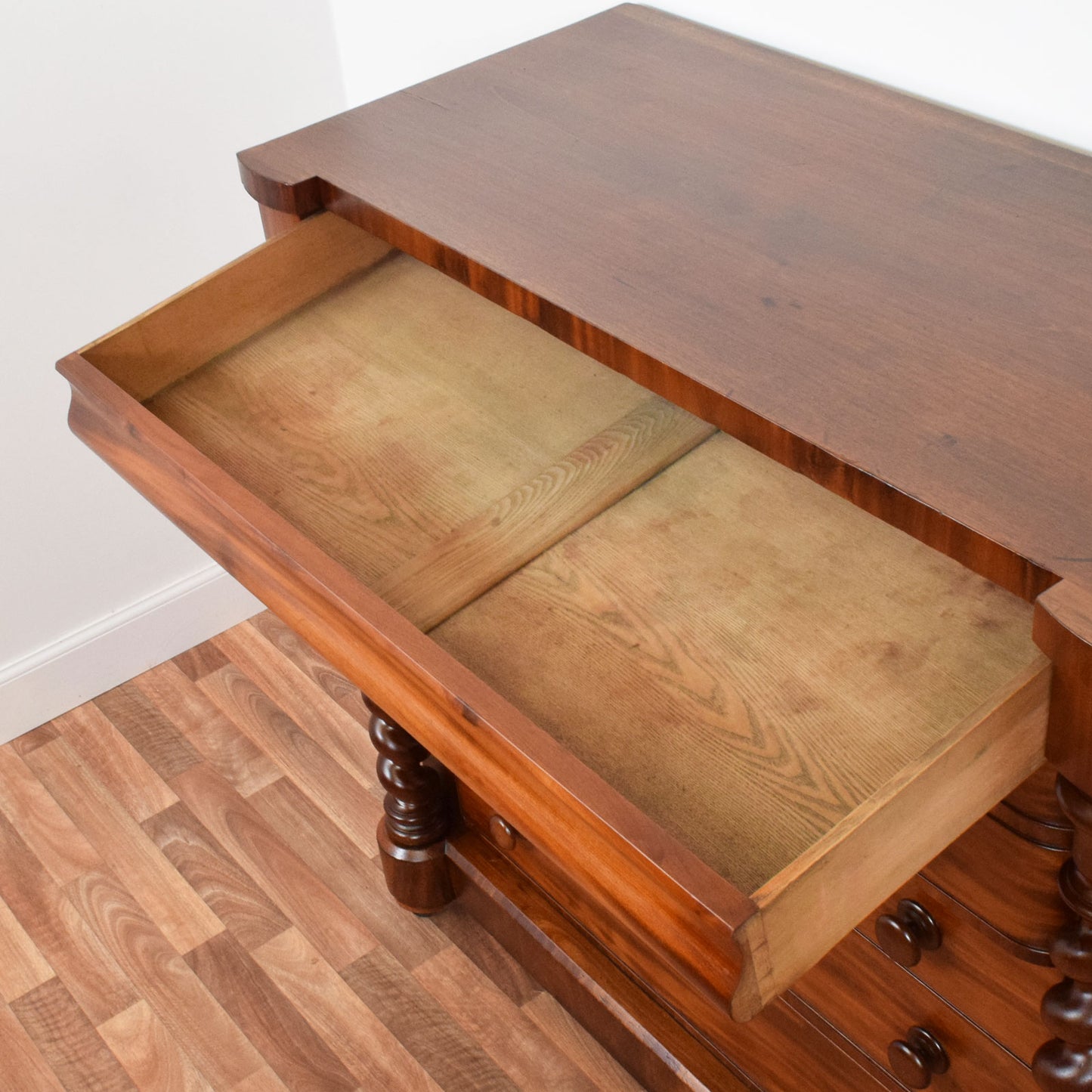 Mahogany Scotch Chest Of Drawers