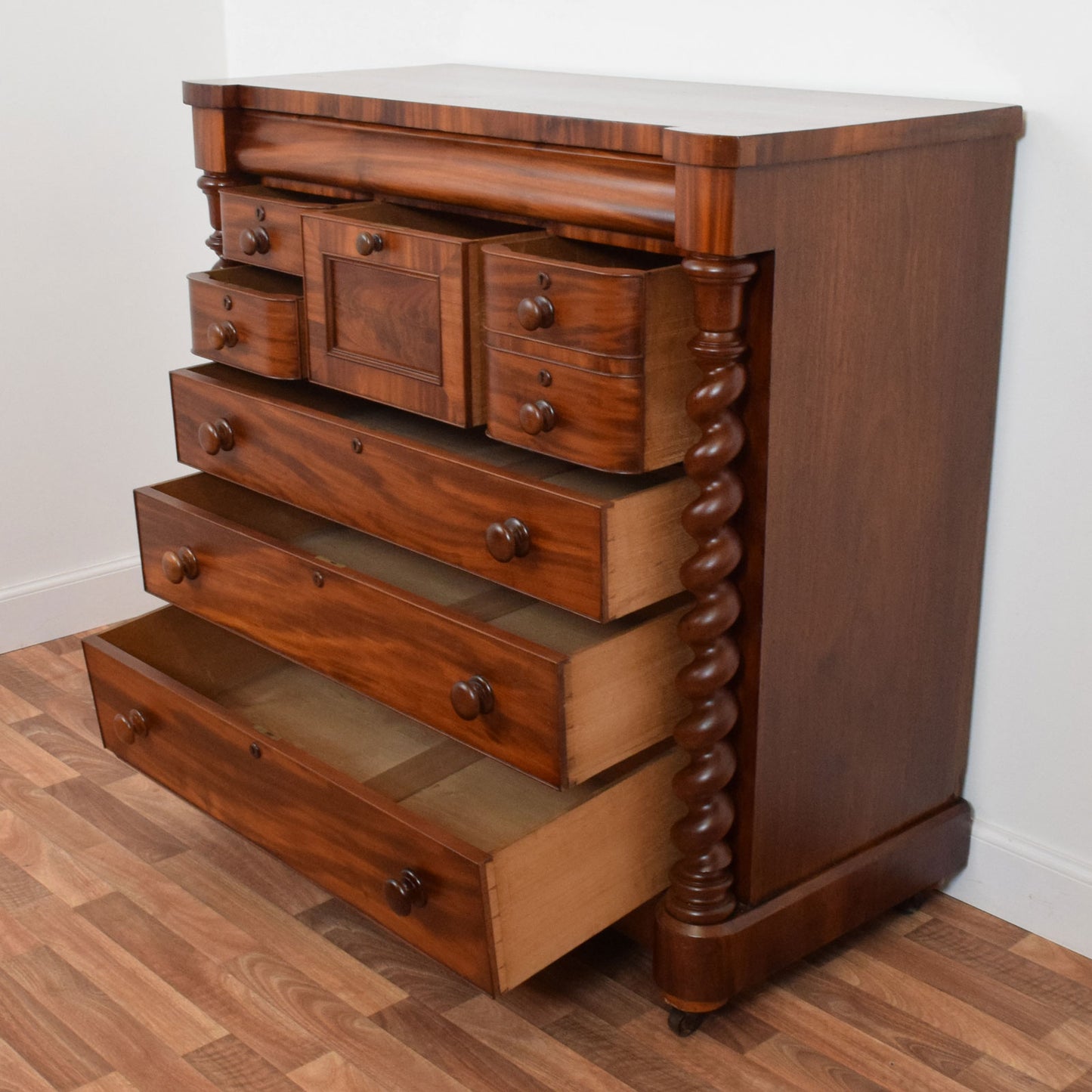 Mahogany Scotch Chest Of Drawers