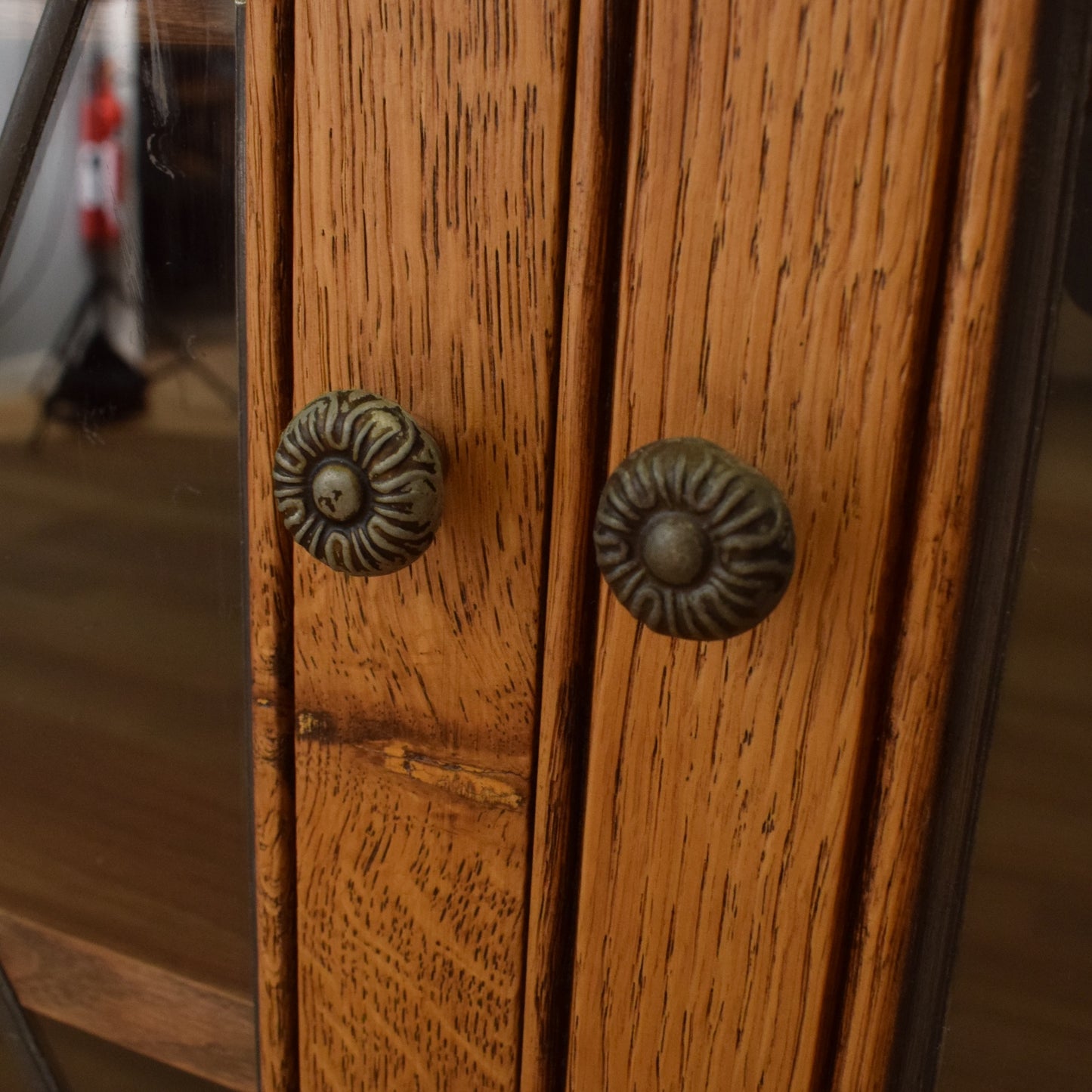 'Old Charm' HiFi Media Cabinet