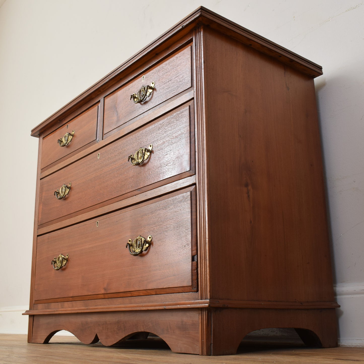Mahogany Chest Of Drawers