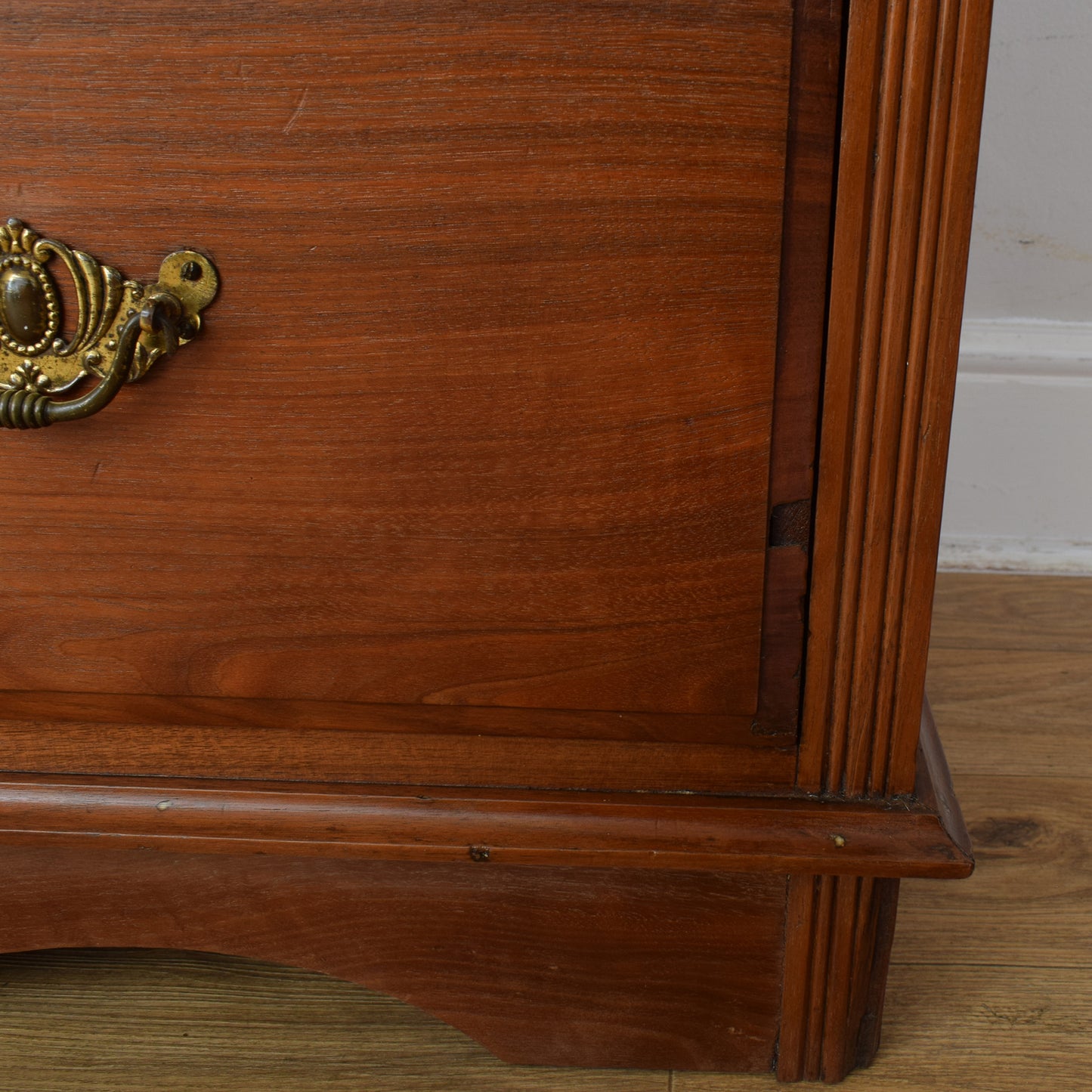Mahogany Chest Of Drawers