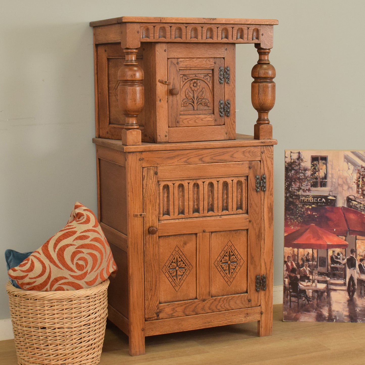 Oak Court Cabinet