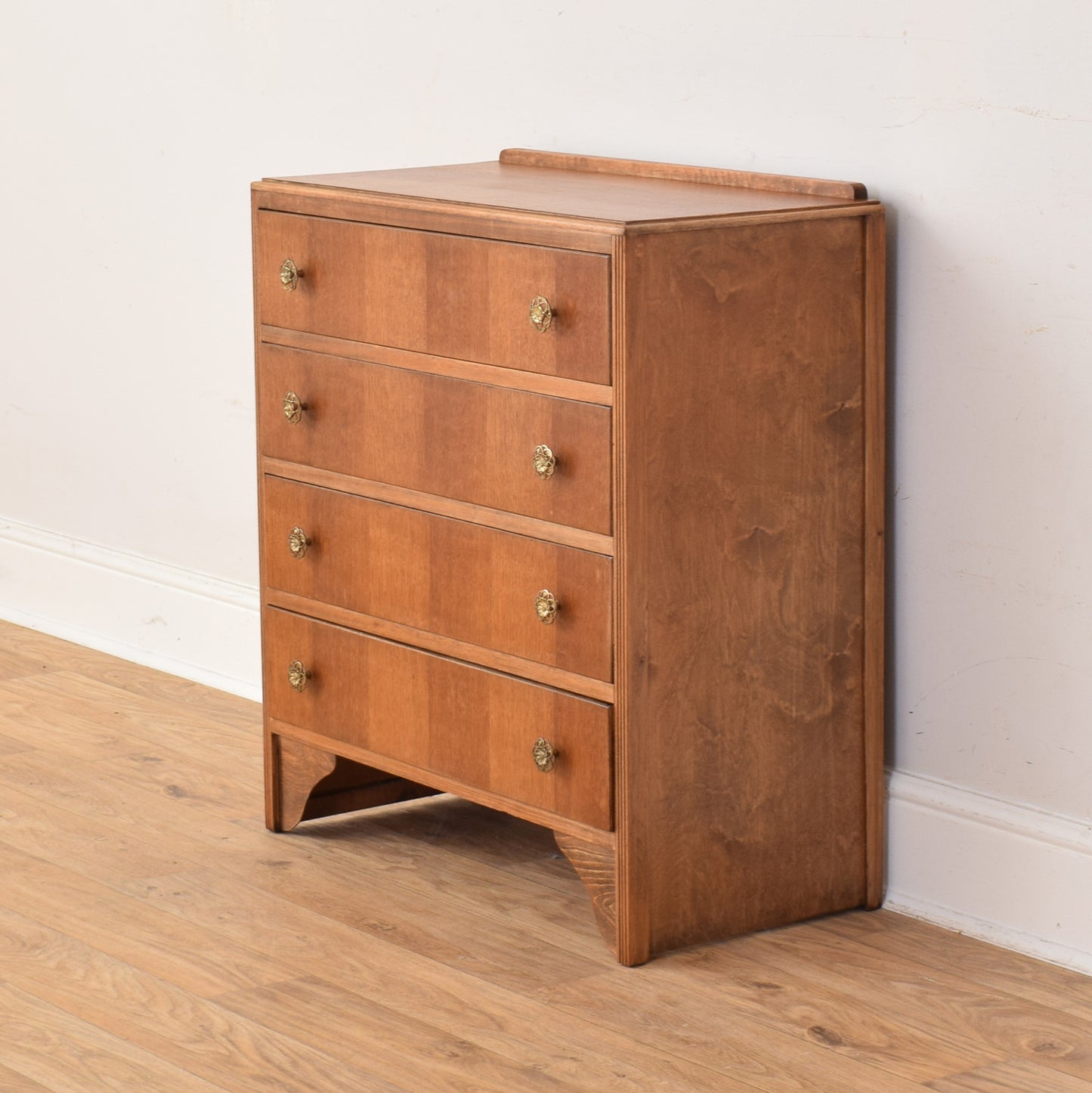 Oak Veneer Chest Of Drawers
