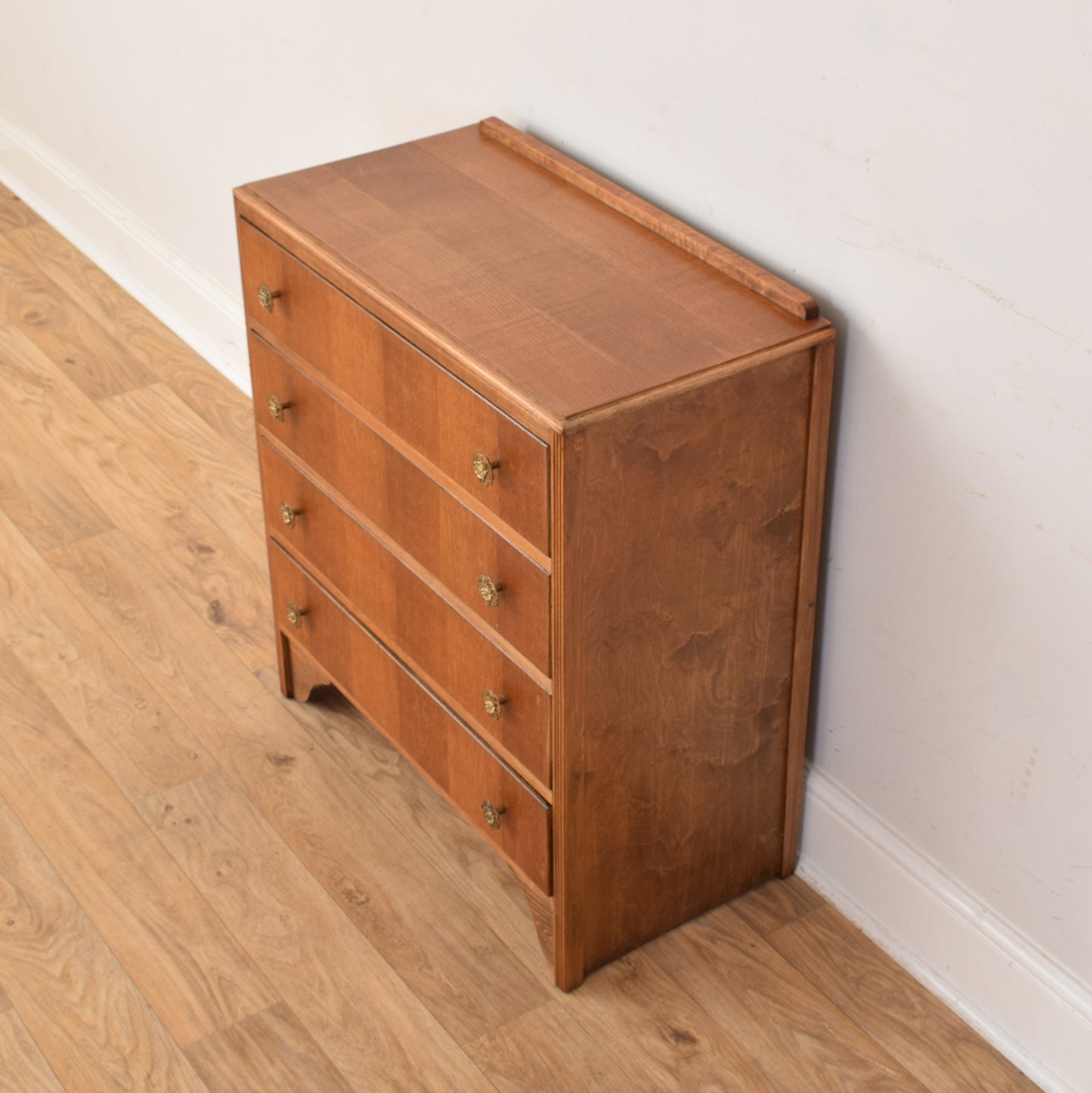 Oak Veneer Chest Of Drawers