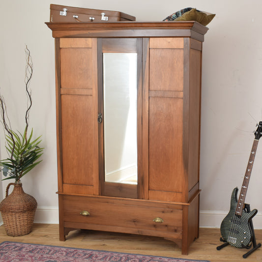 Mahogany Mirrored Hallrobe