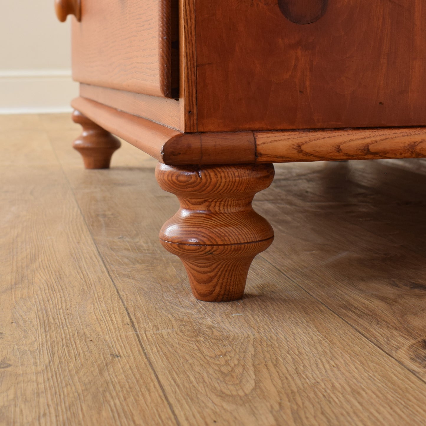 Pine Chest Of Drawers