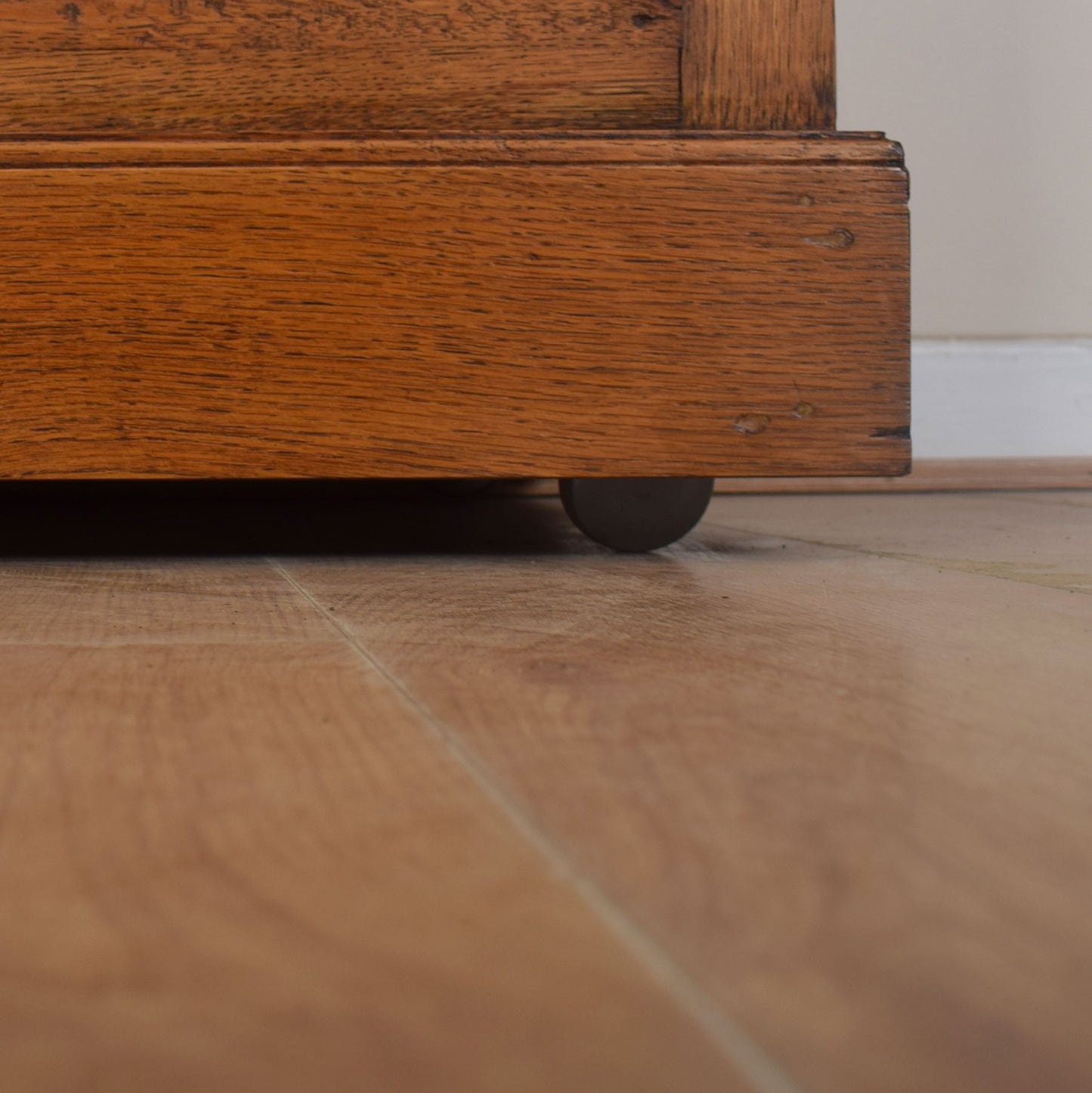 Oak Chest Of Drawers