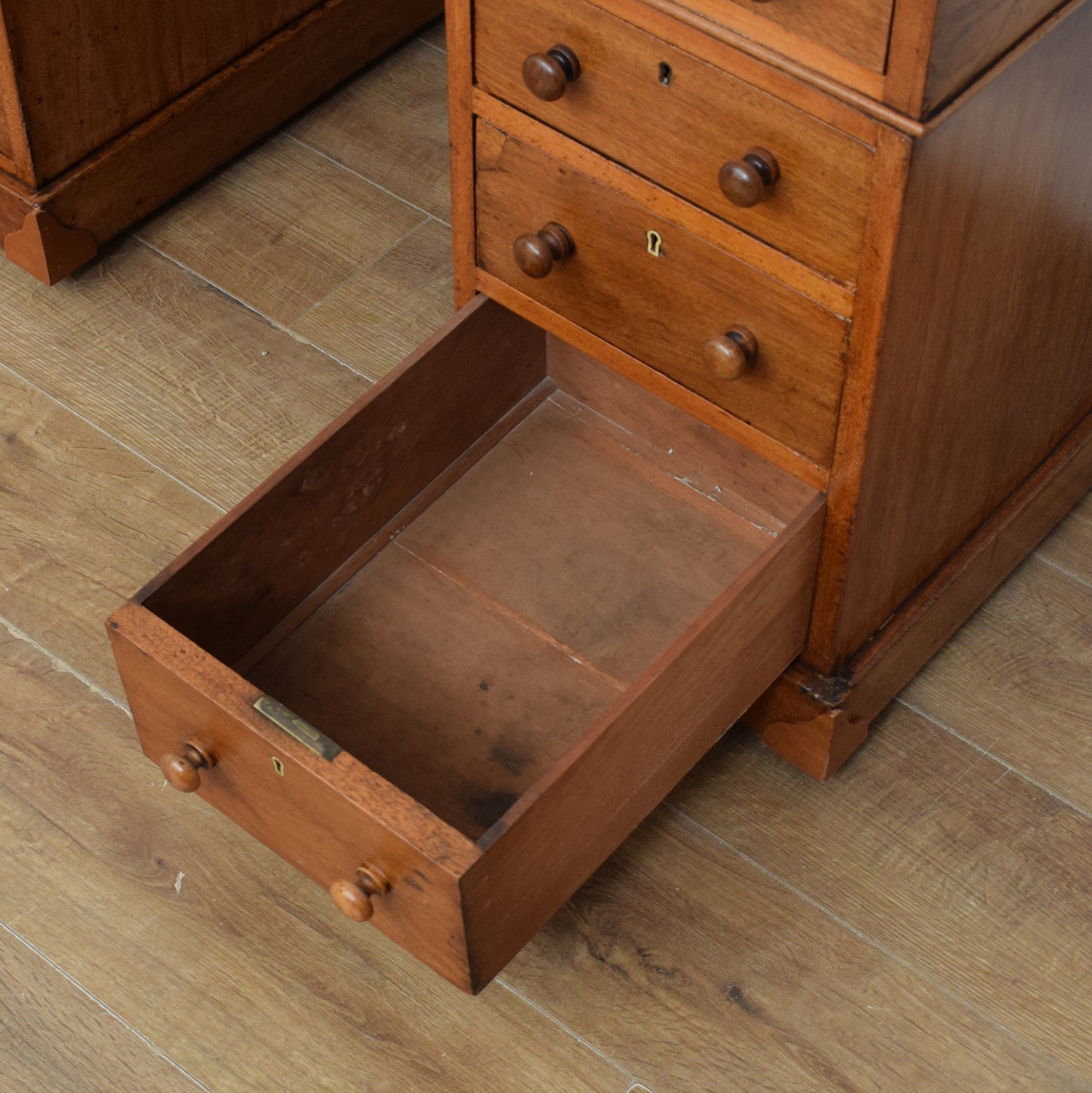 Victorian Pedestal Desk