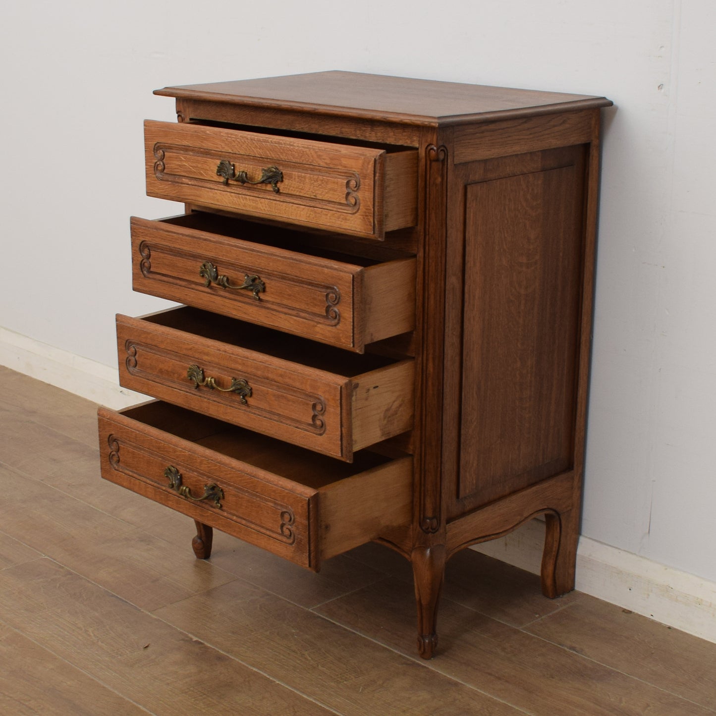 French Chest of Drawers