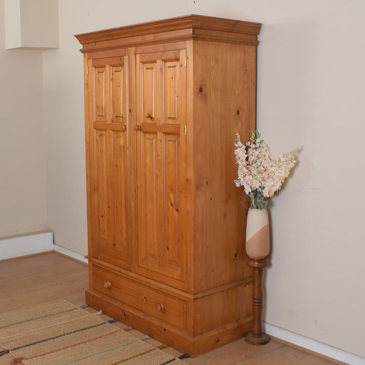 Large Pine Double Wardrobe