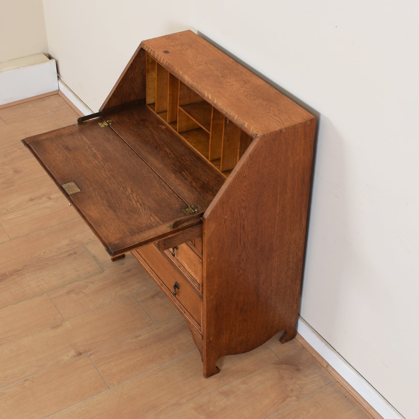 Oak Bureau