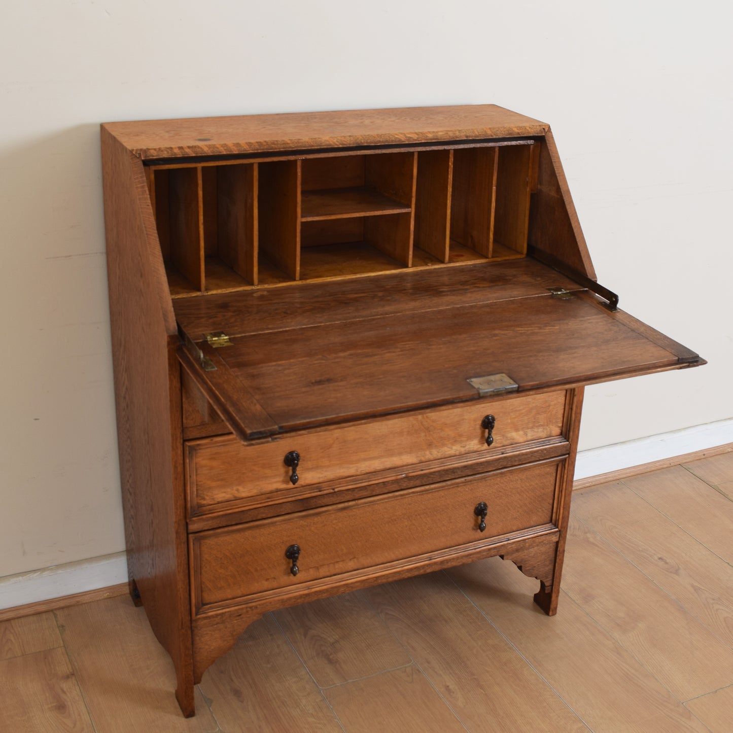 Oak Bureau