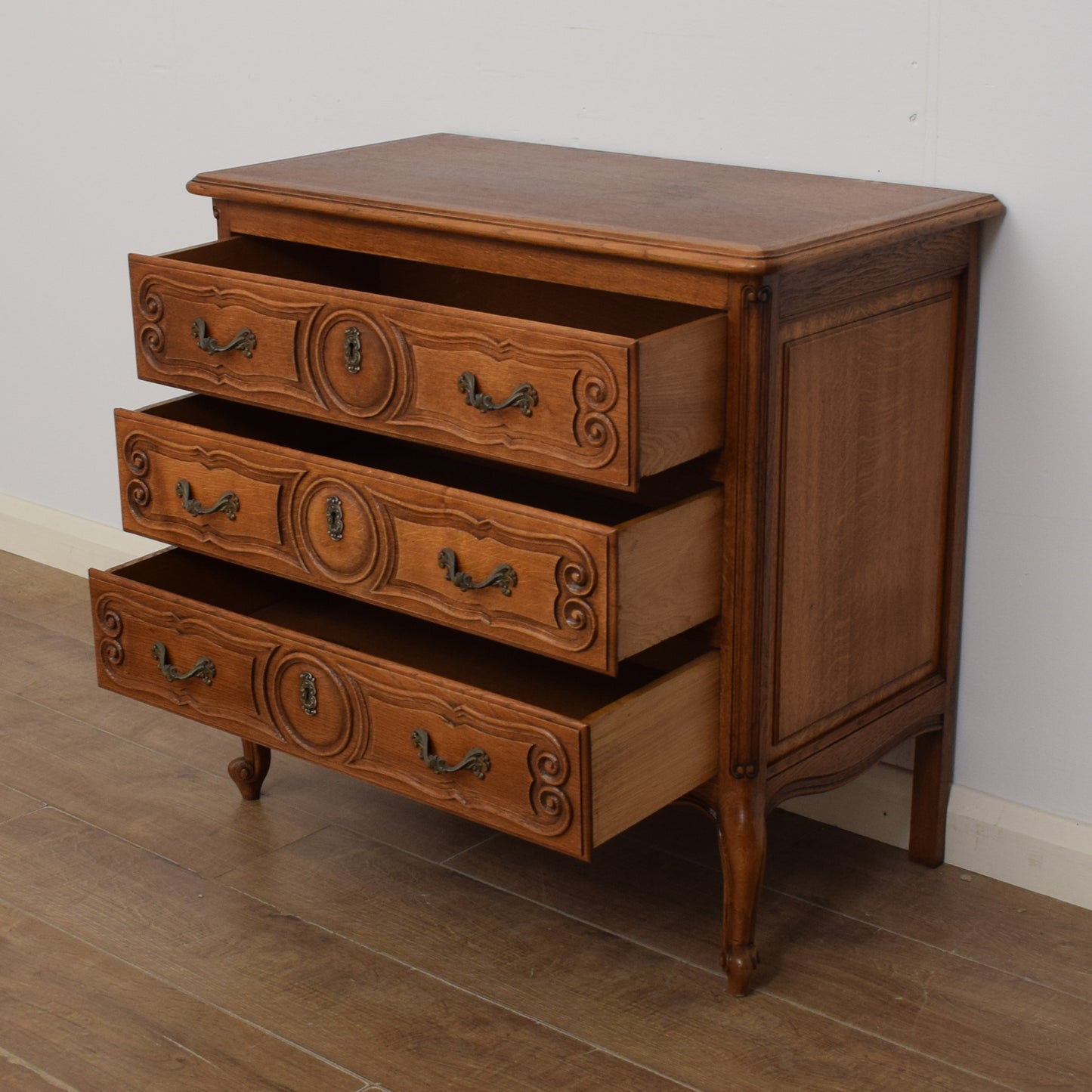 French Chest of Drawers