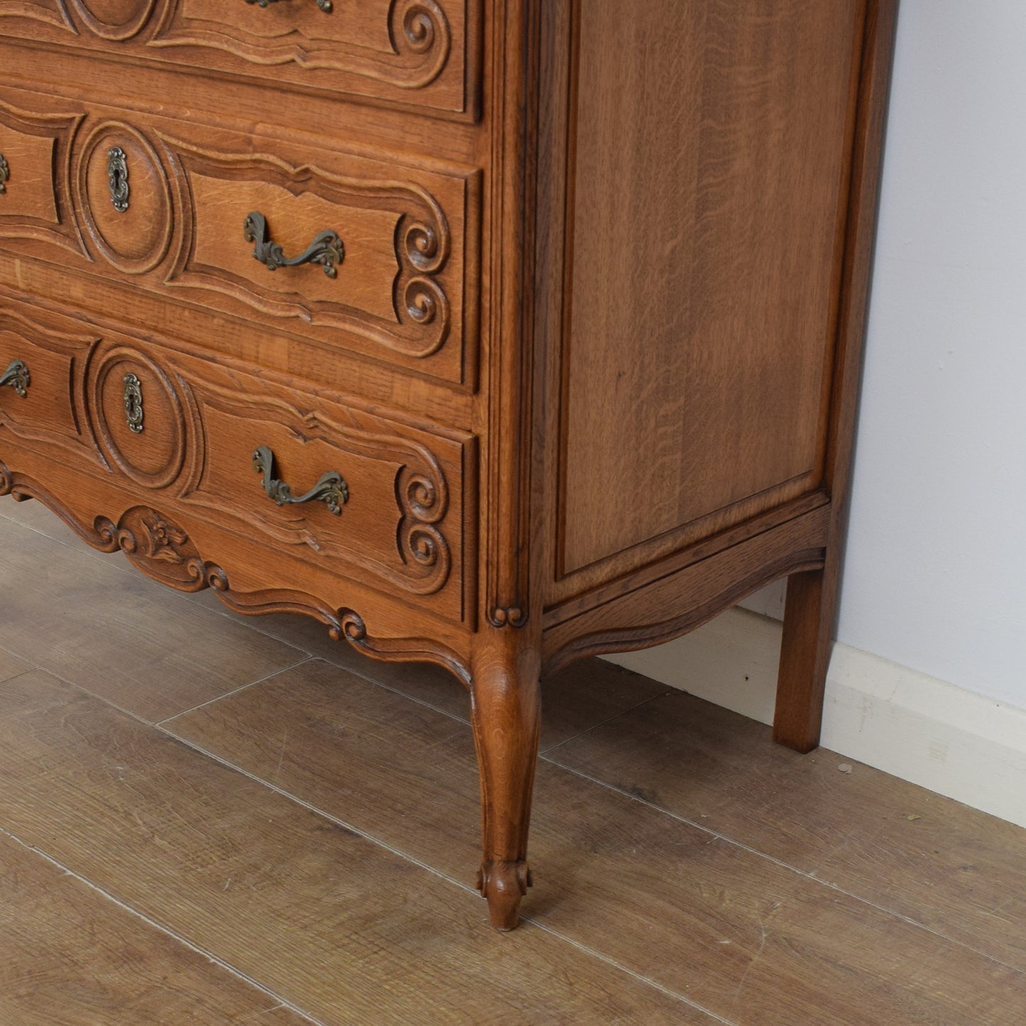 French Chest of Drawers