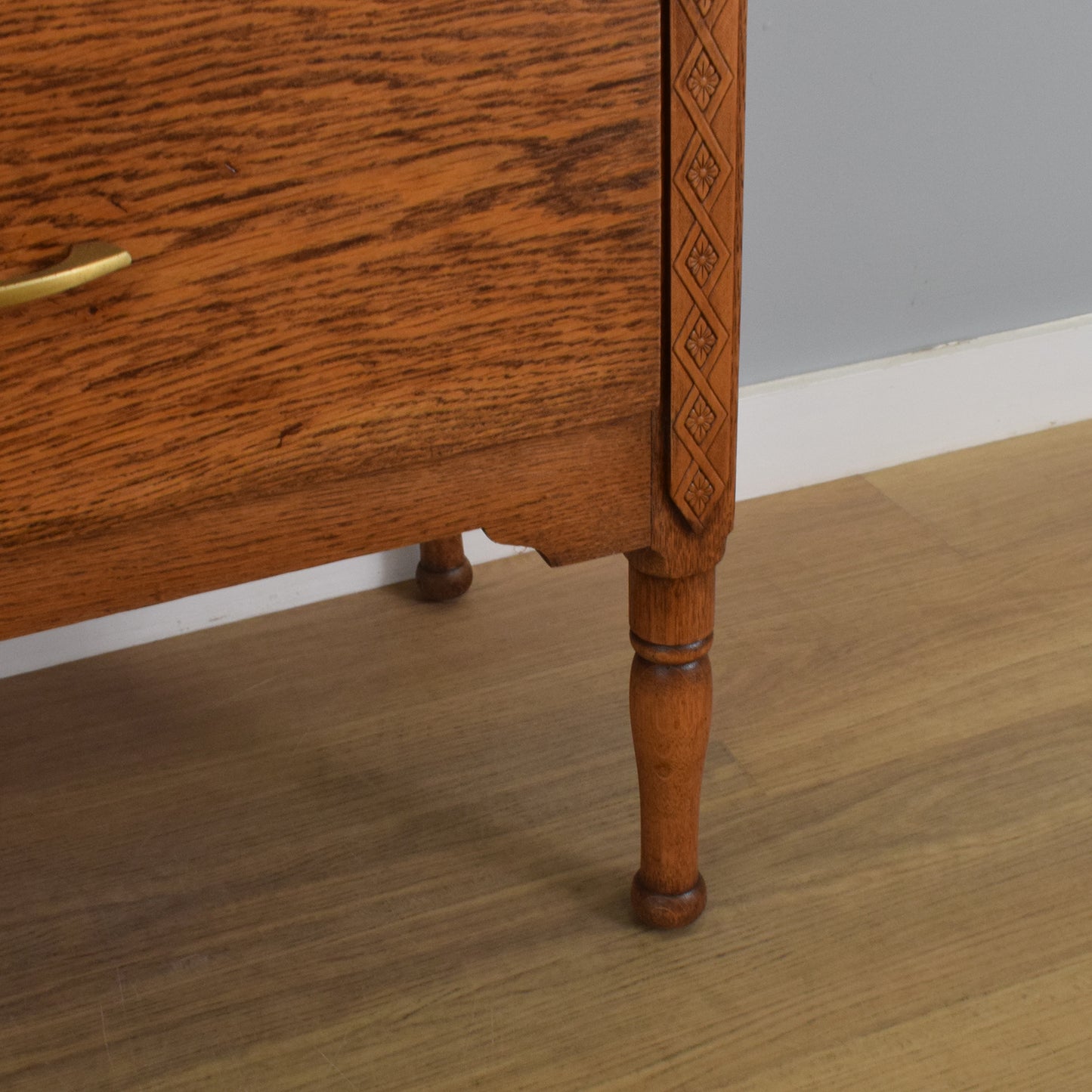 Small Oak Chest of Drawers