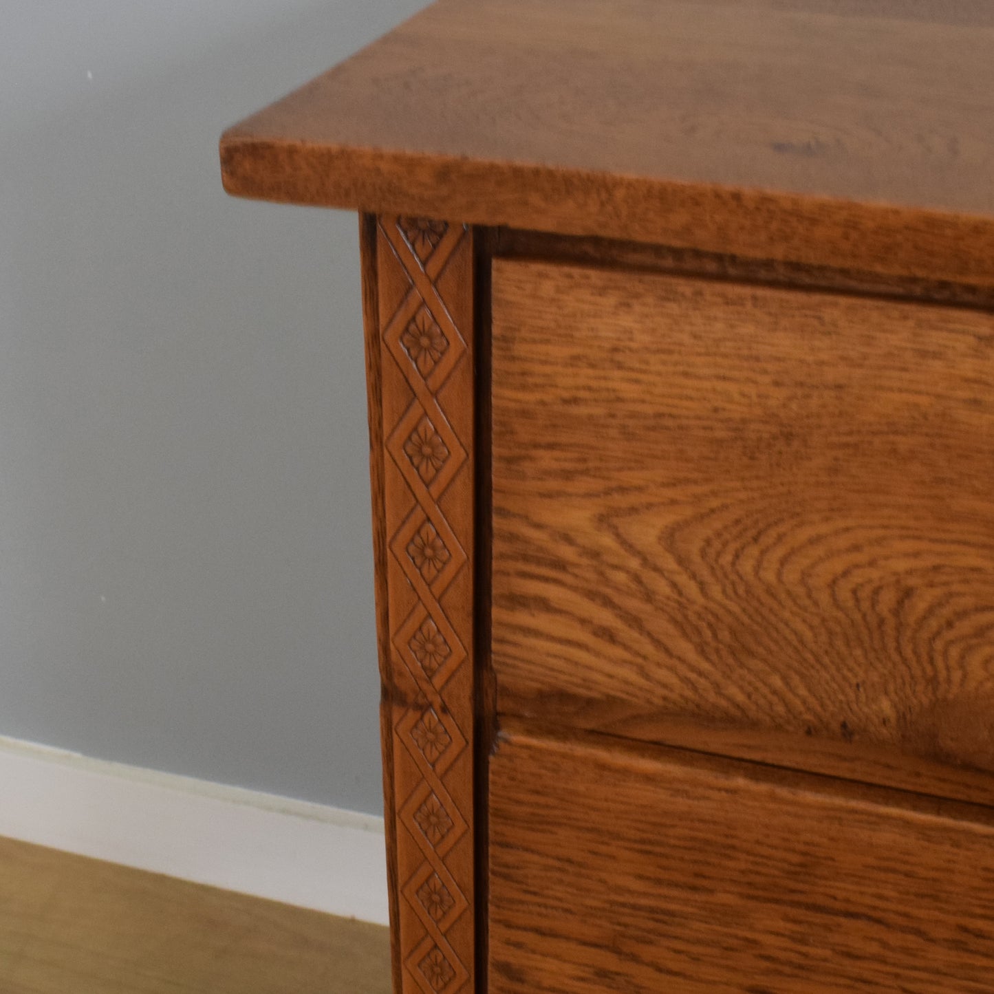 Small Oak Chest of Drawers