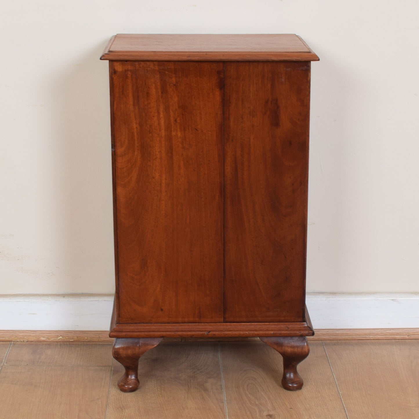 Small Mahogany Chest Of Drawers.