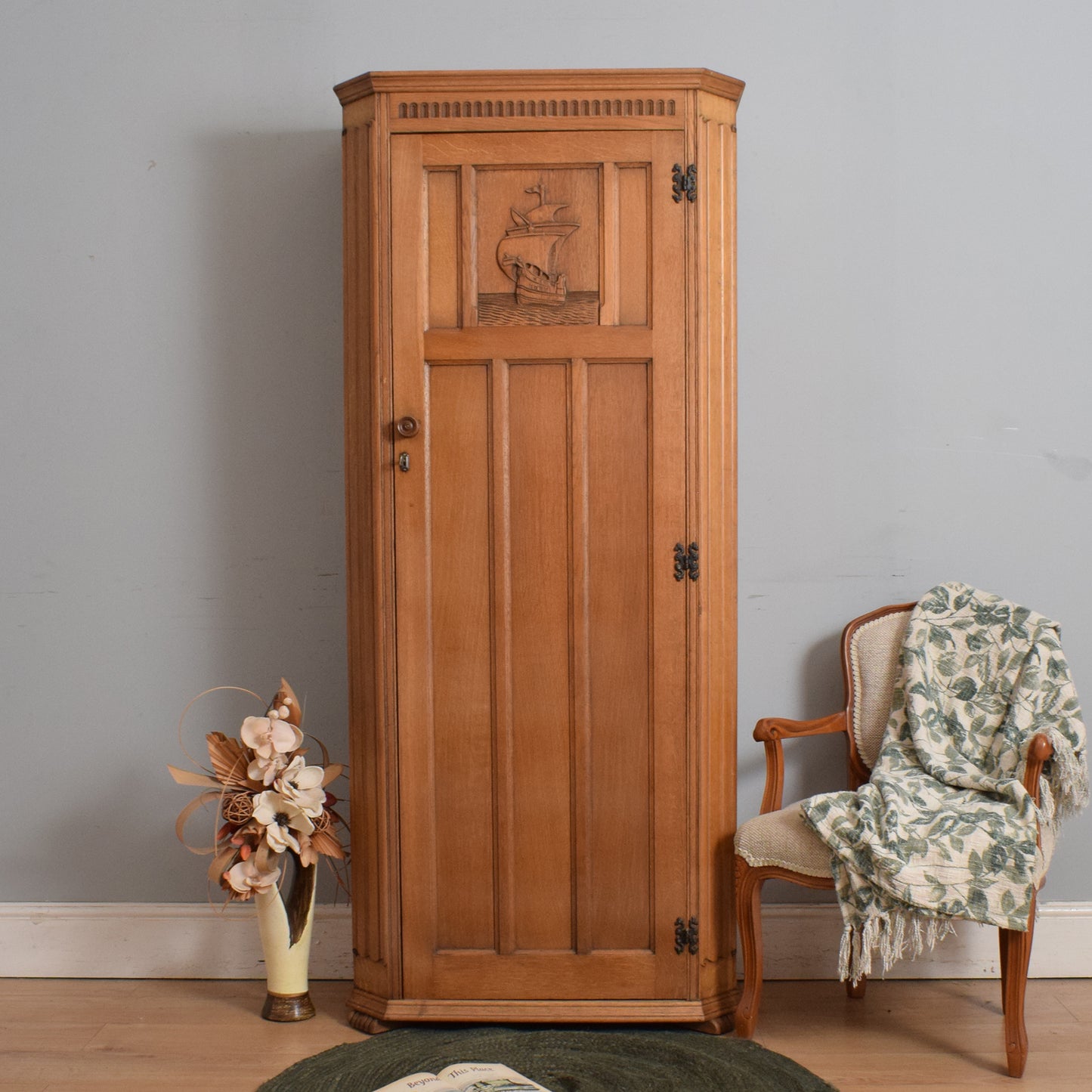 Single Door Oak Hall Robe