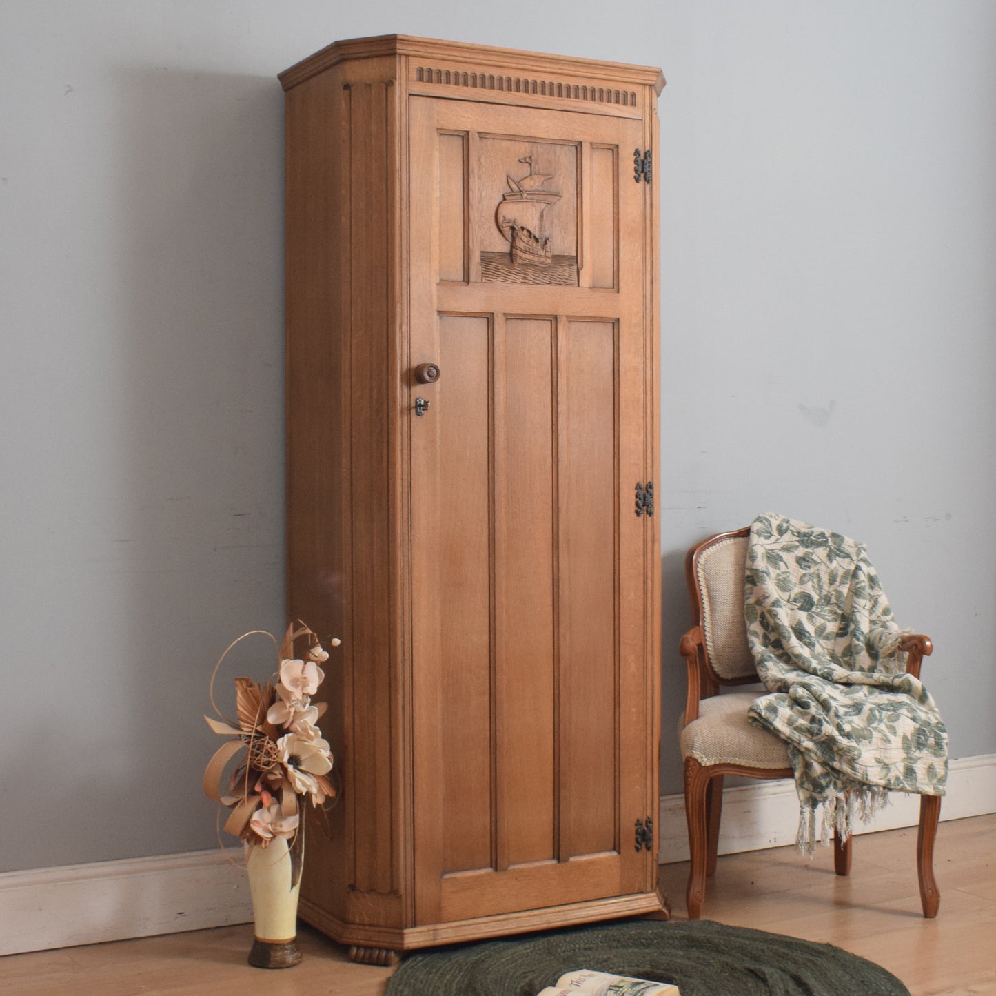 Single Door Oak Hall Robe