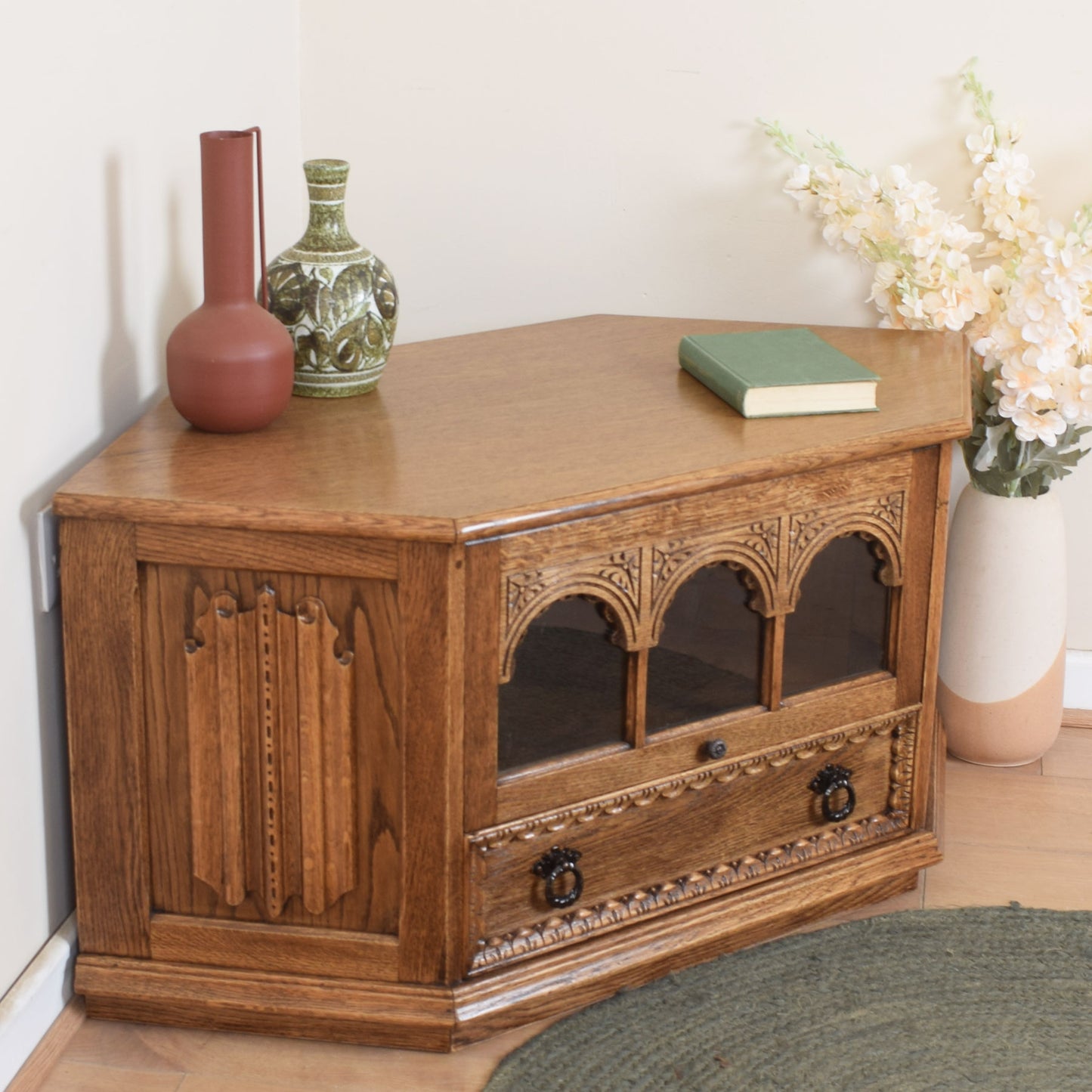 Oak TV Cabinet