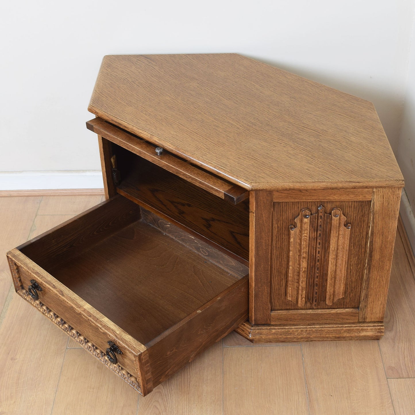 Oak TV Cabinet