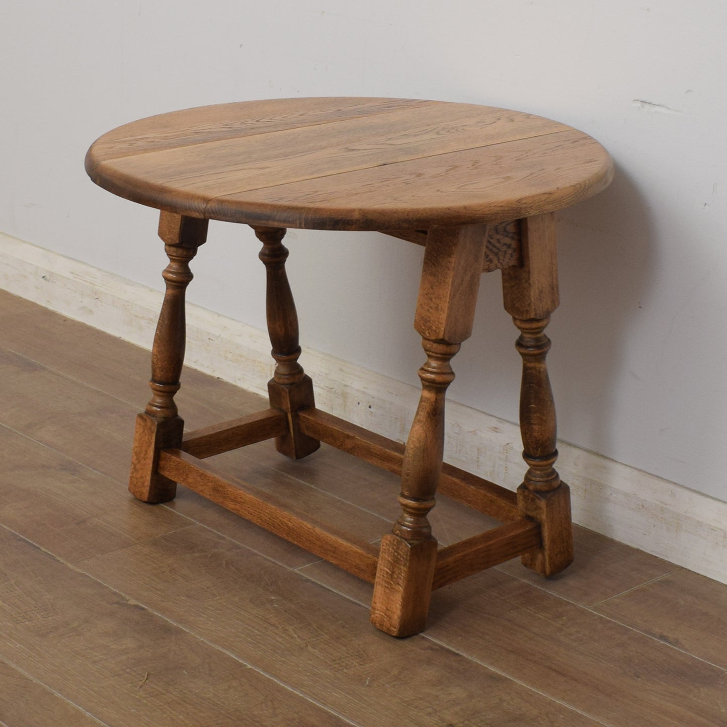 Rotating Drop-Leaf Table