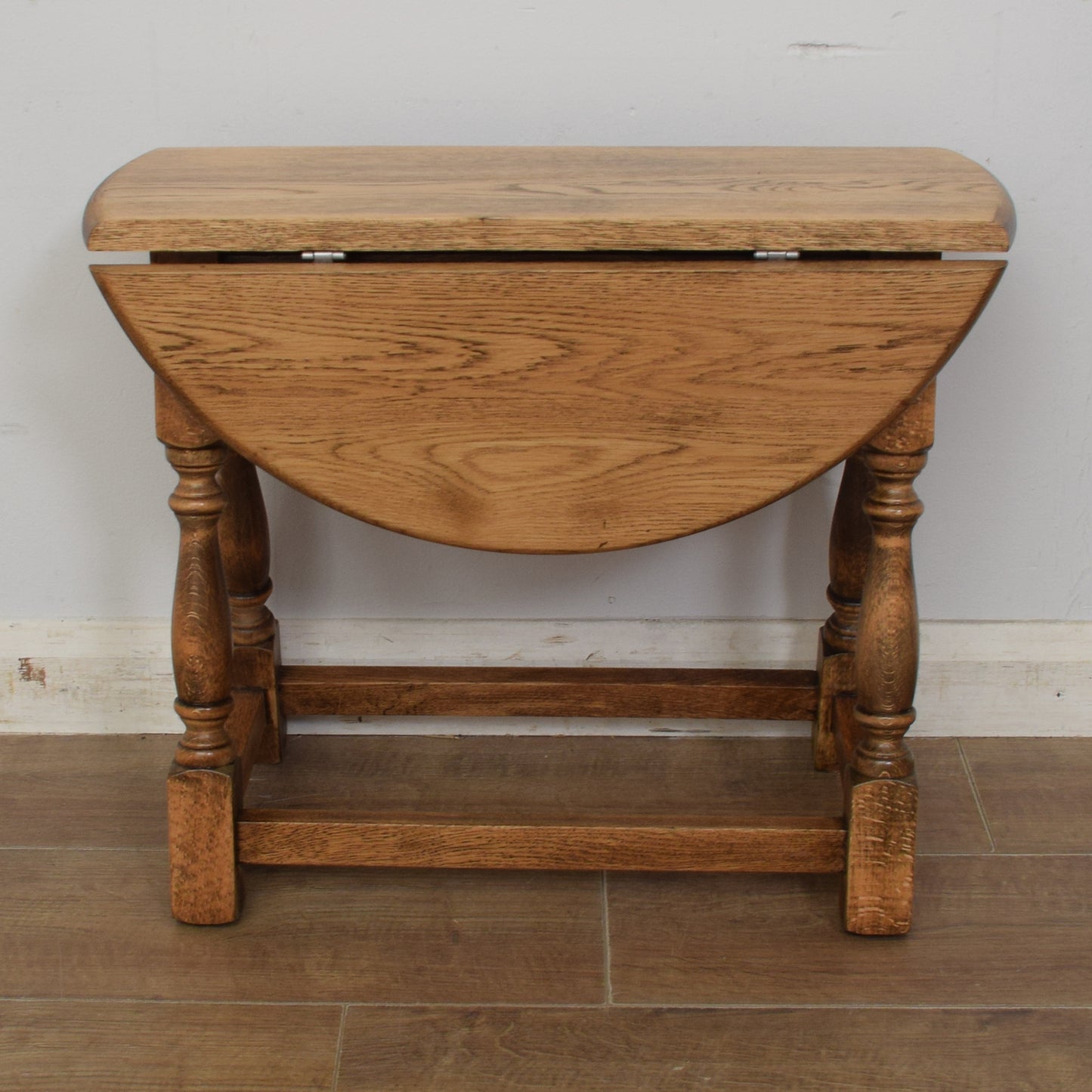 Rotating Drop-Leaf Table