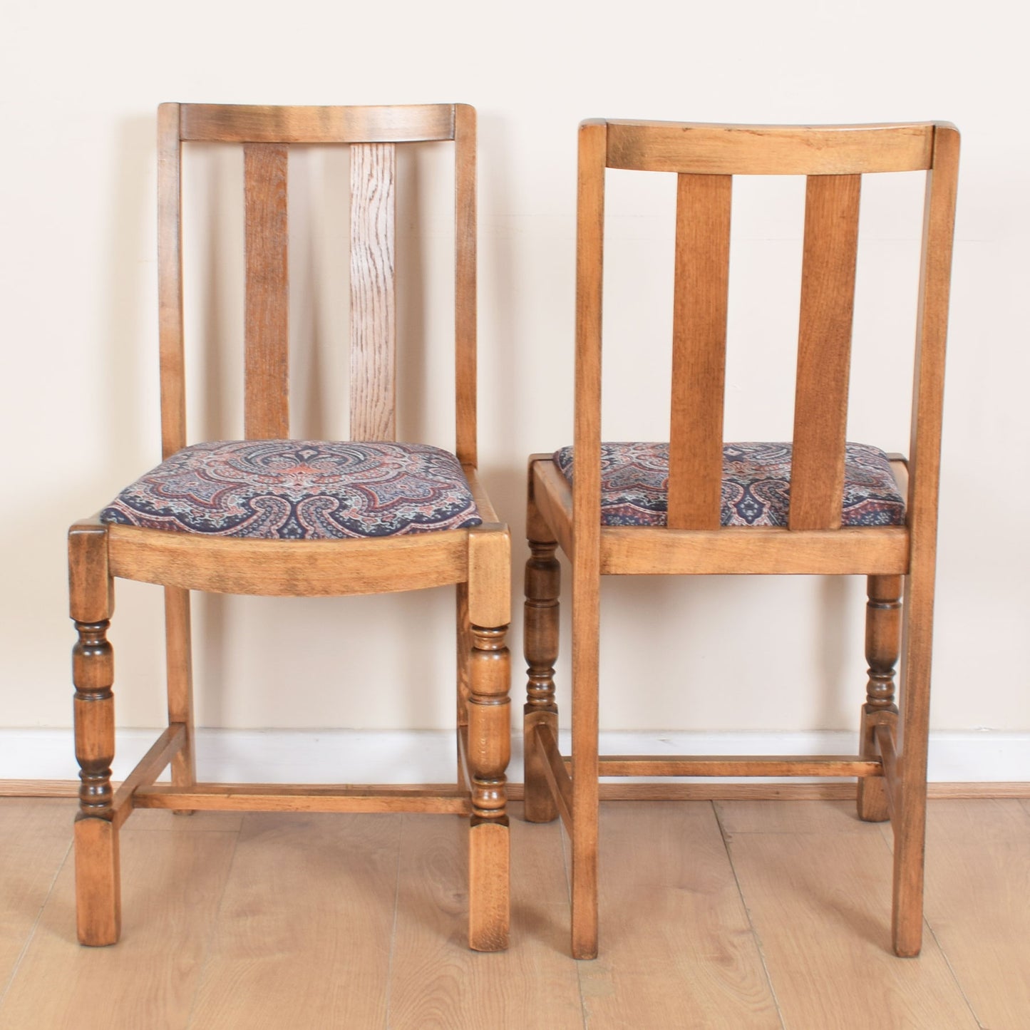 Oak Drop-Leaf Table with Four Chairs