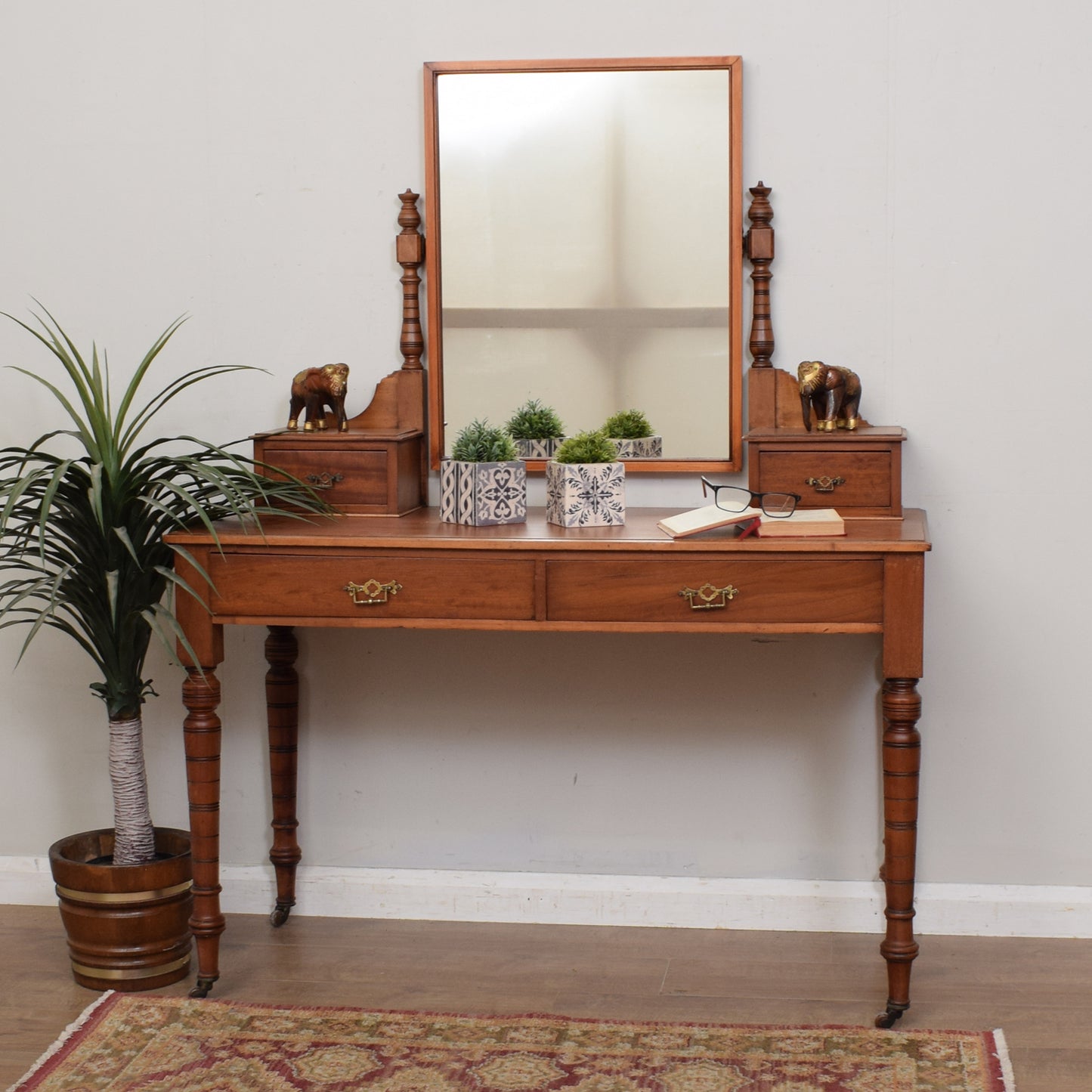 Mahogany Dressing Table