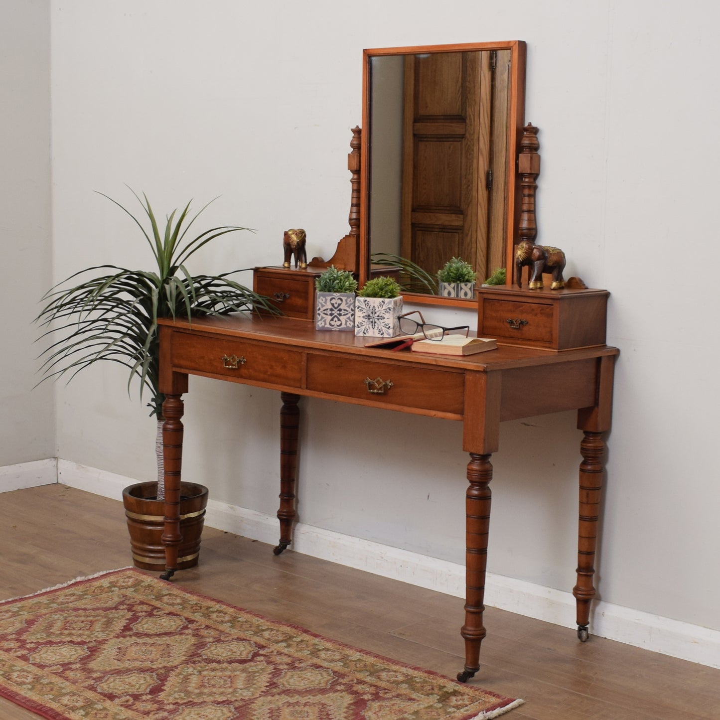 Mahogany Dressing Table