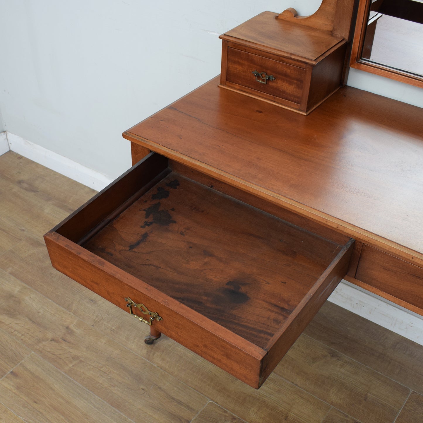 Mahogany Dressing Table