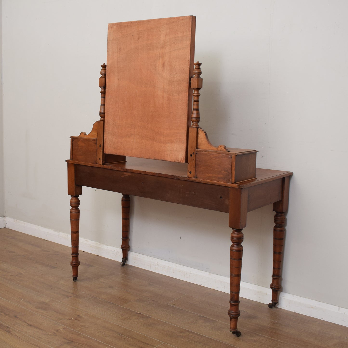 Mahogany Dressing Table