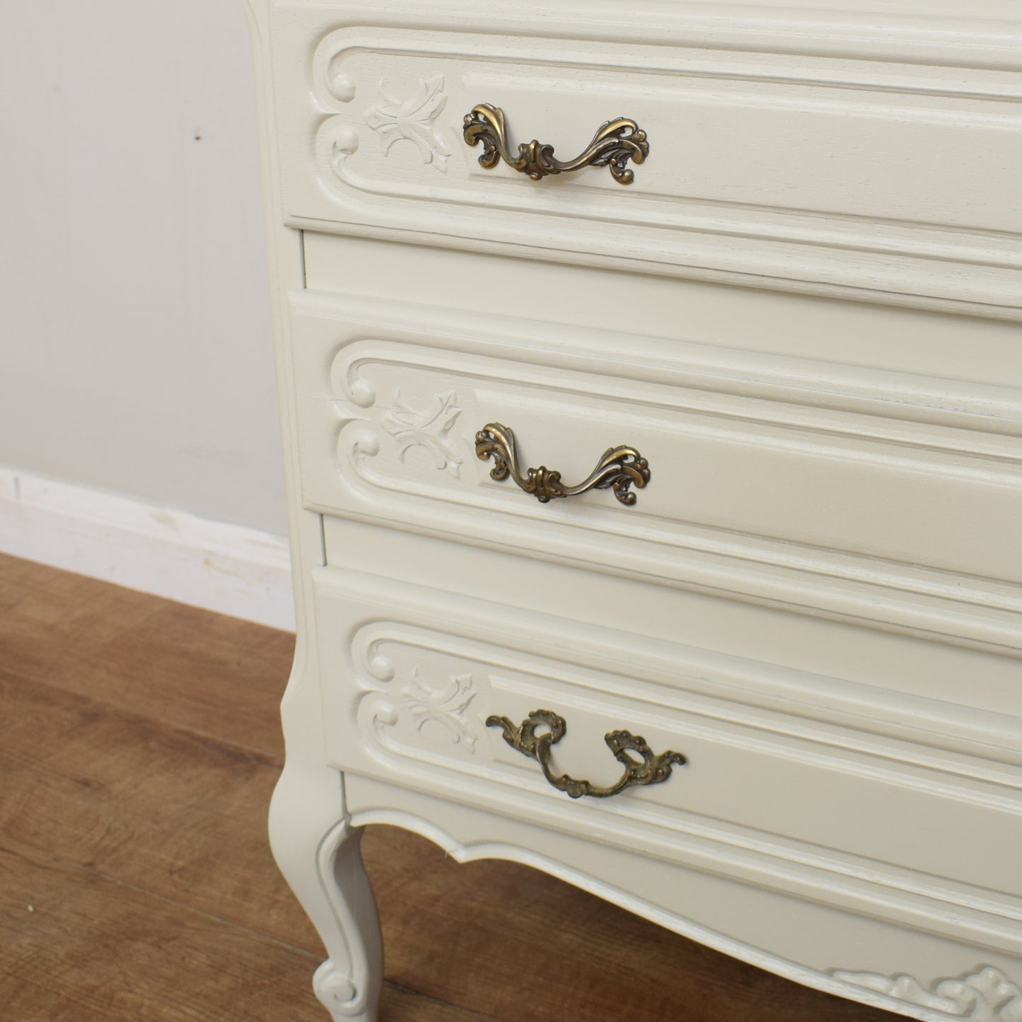 French Chest Of Drawers