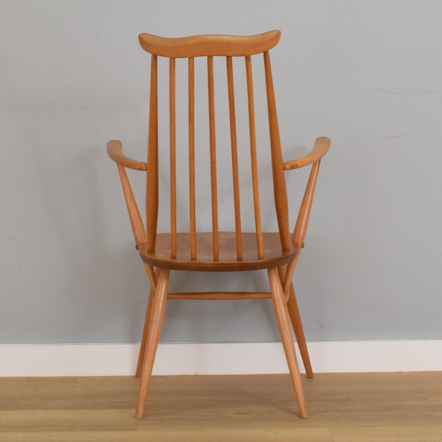 Ercol Windsor 'Plank' Table and Six 'Goldsmith' Chairs