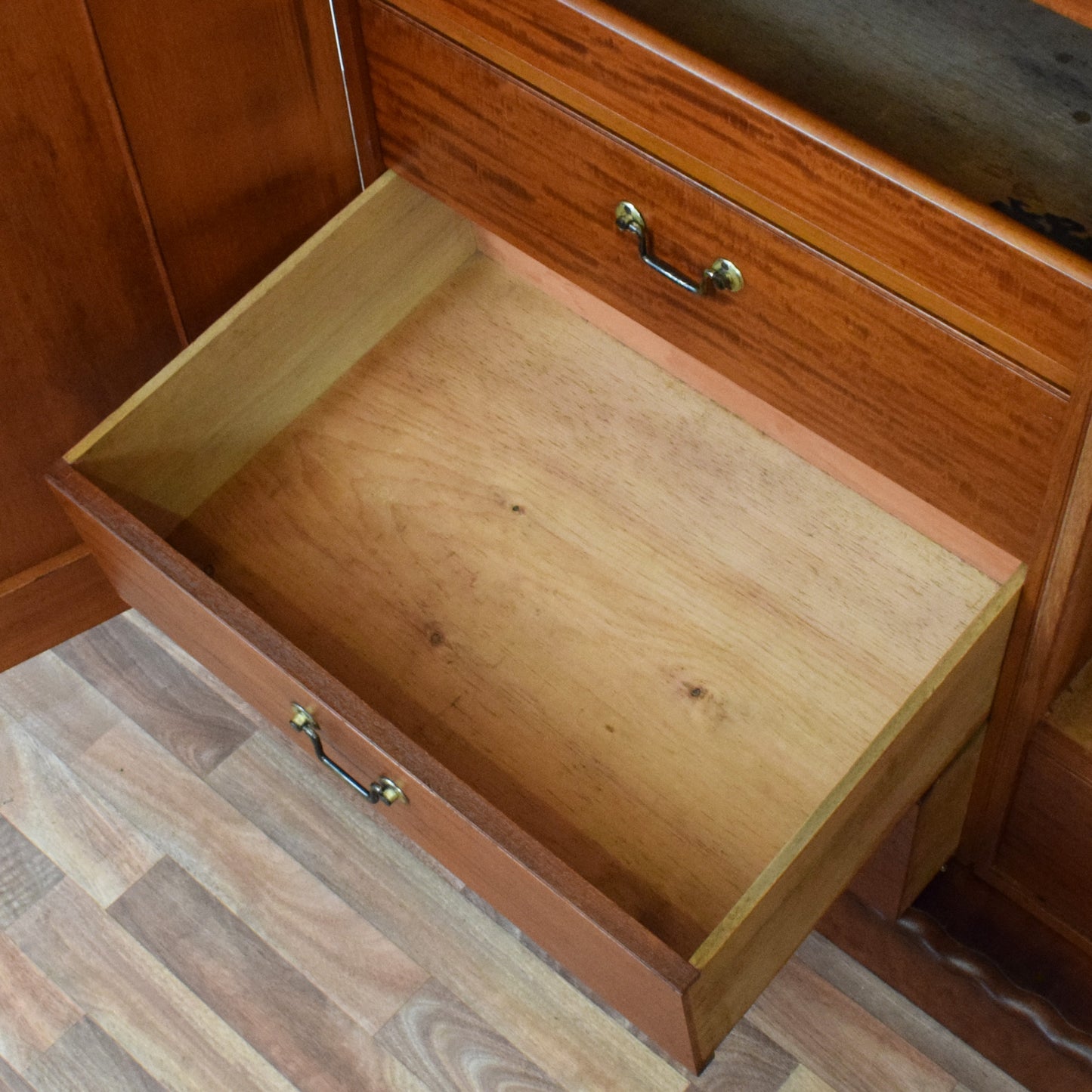 Large Mahogany Compactum