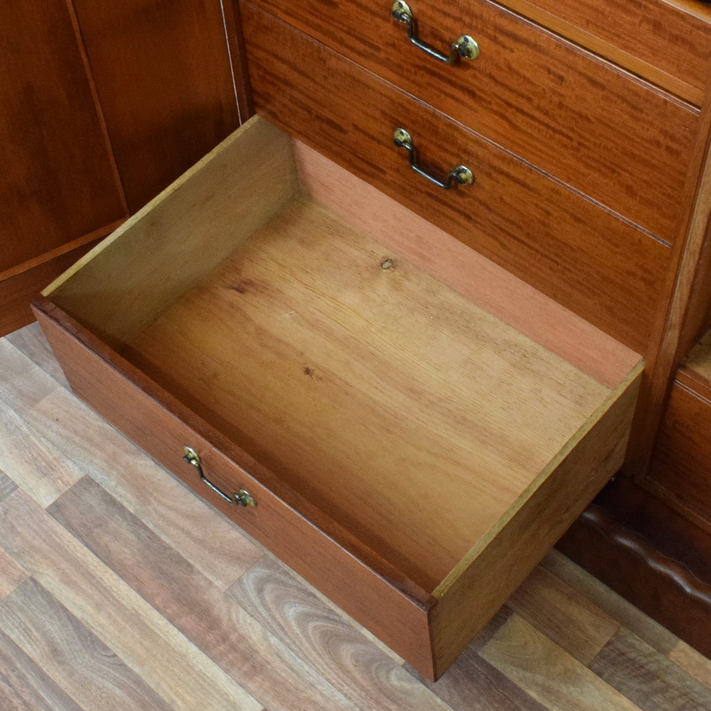Large Mahogany Compactum
