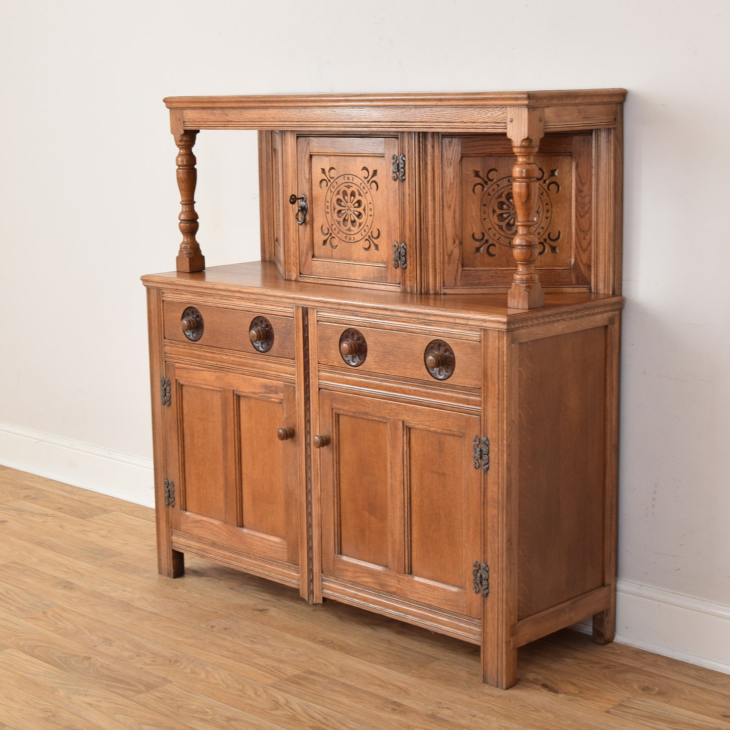Oak Court Cabinet