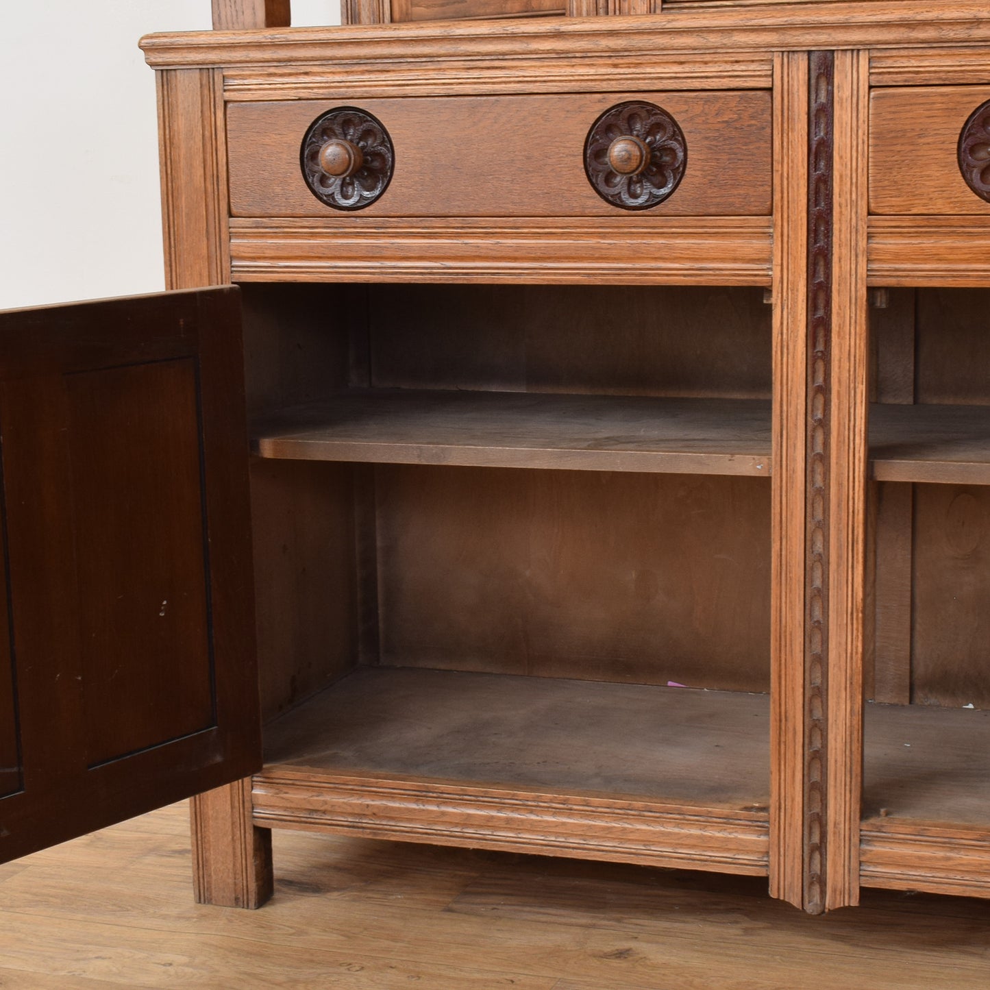 Oak Court Cabinet