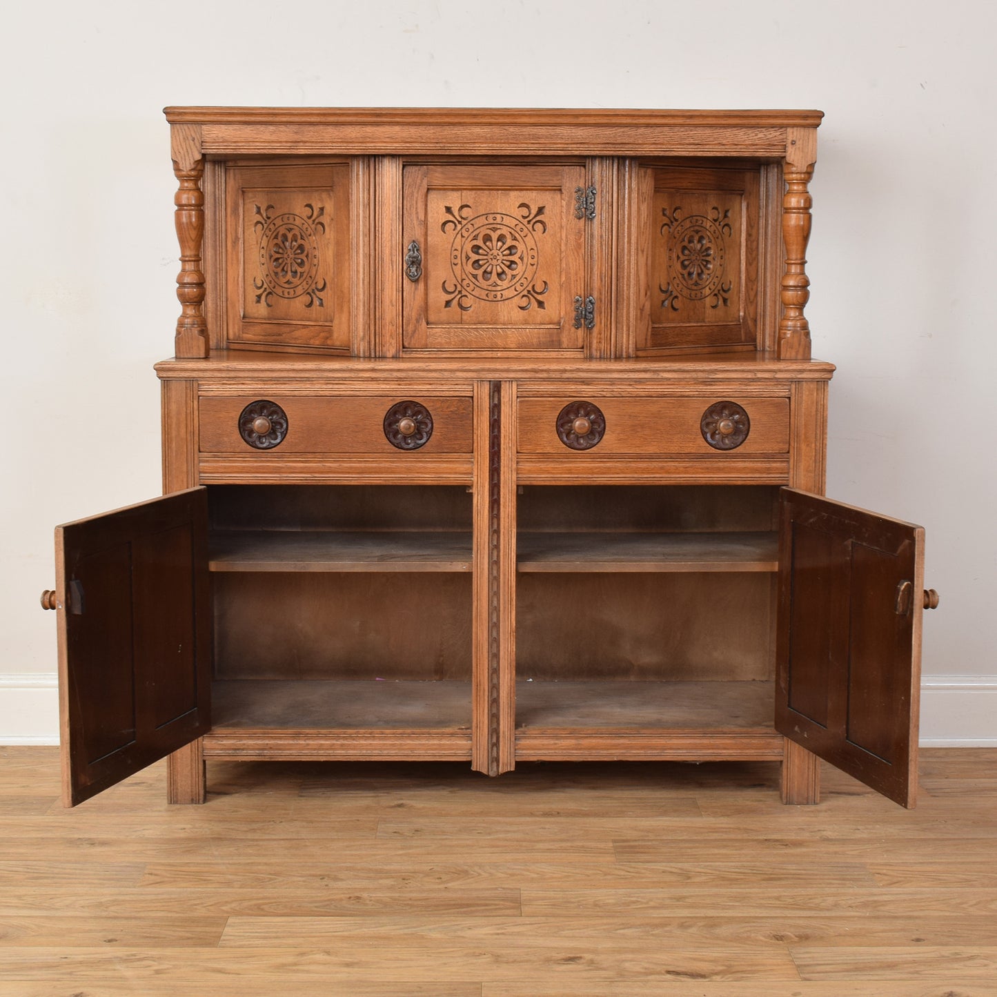 Oak Court Cabinet
