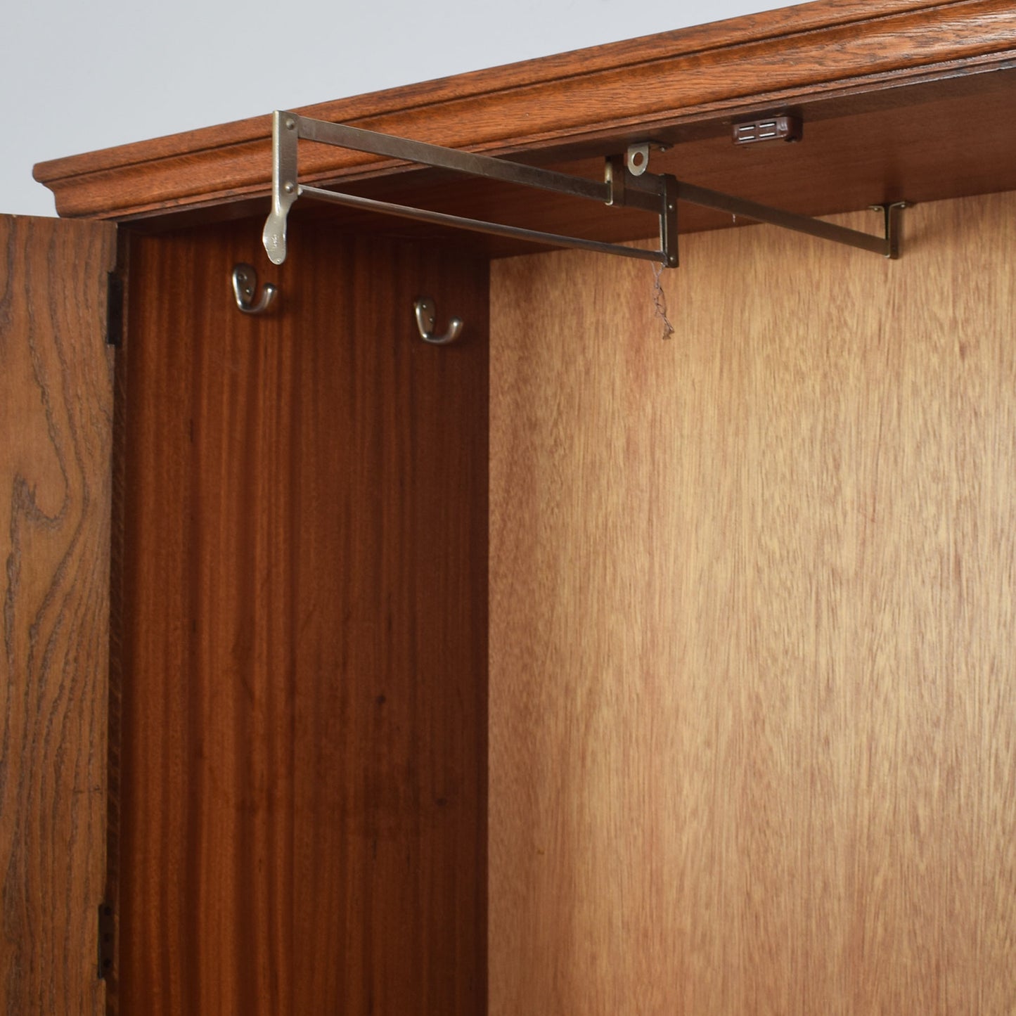 Oak Linenfold Wardrobe