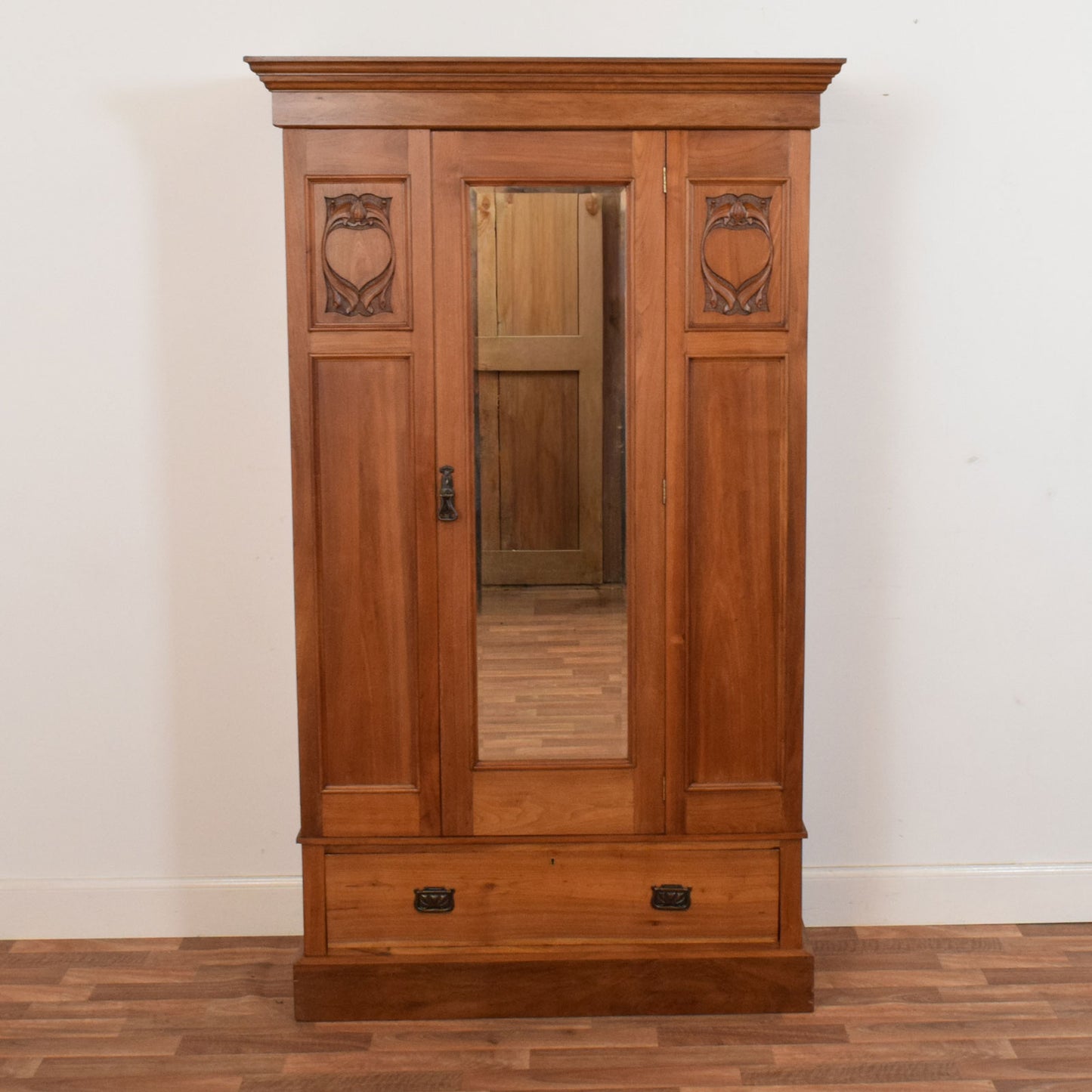 Mirrored Mahogany Hallrobe